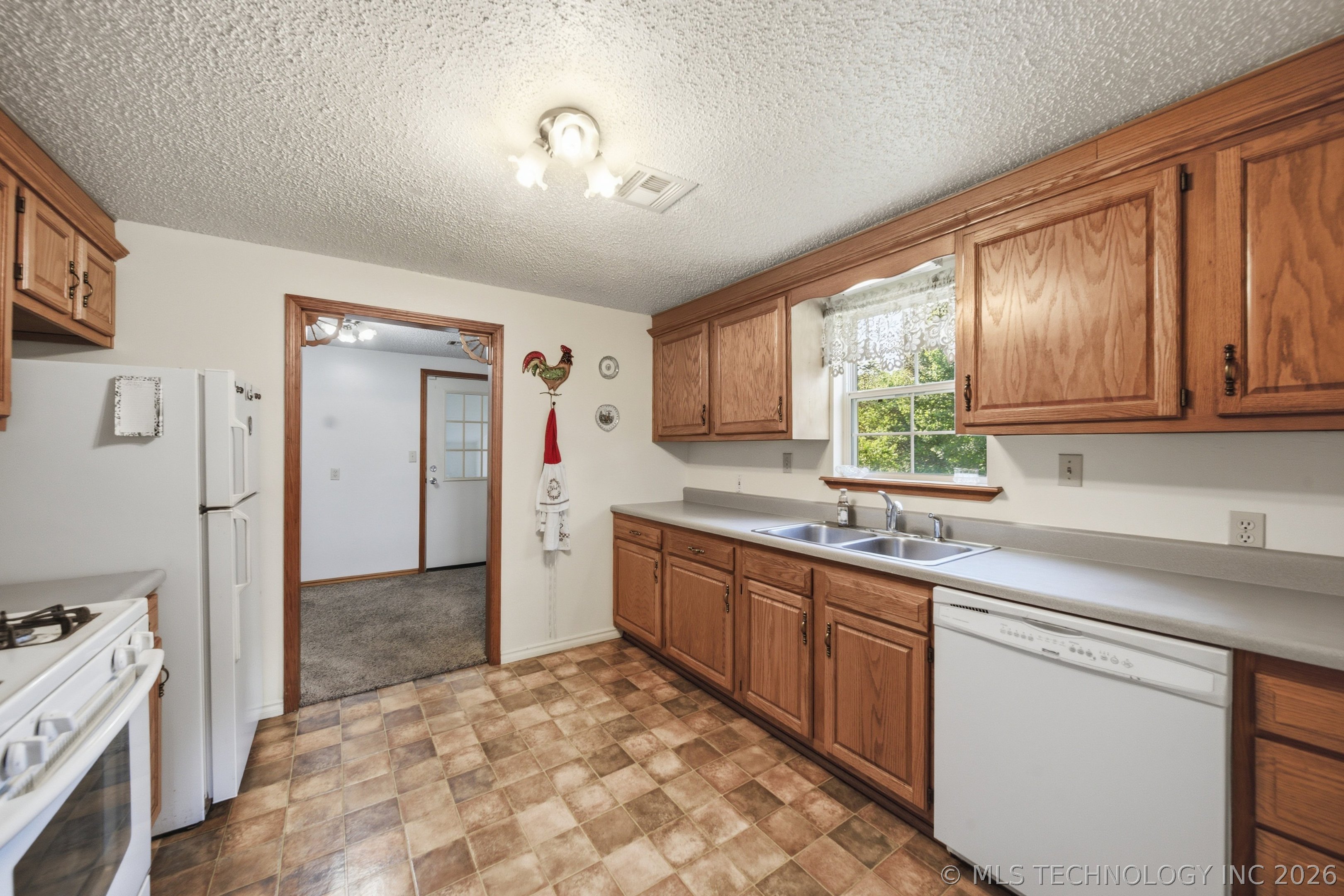 16610 S 4180 Road Claremore OK 74017