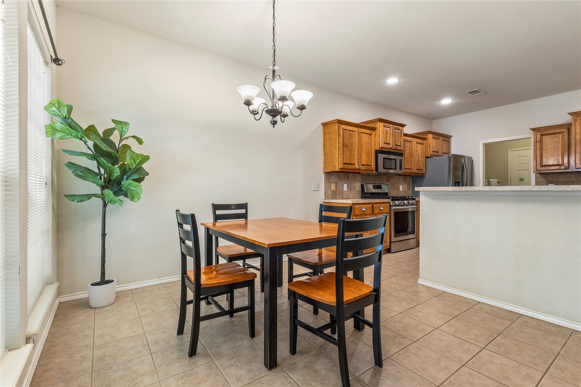 2404 S 10th Street Broken Arrow OK 74012