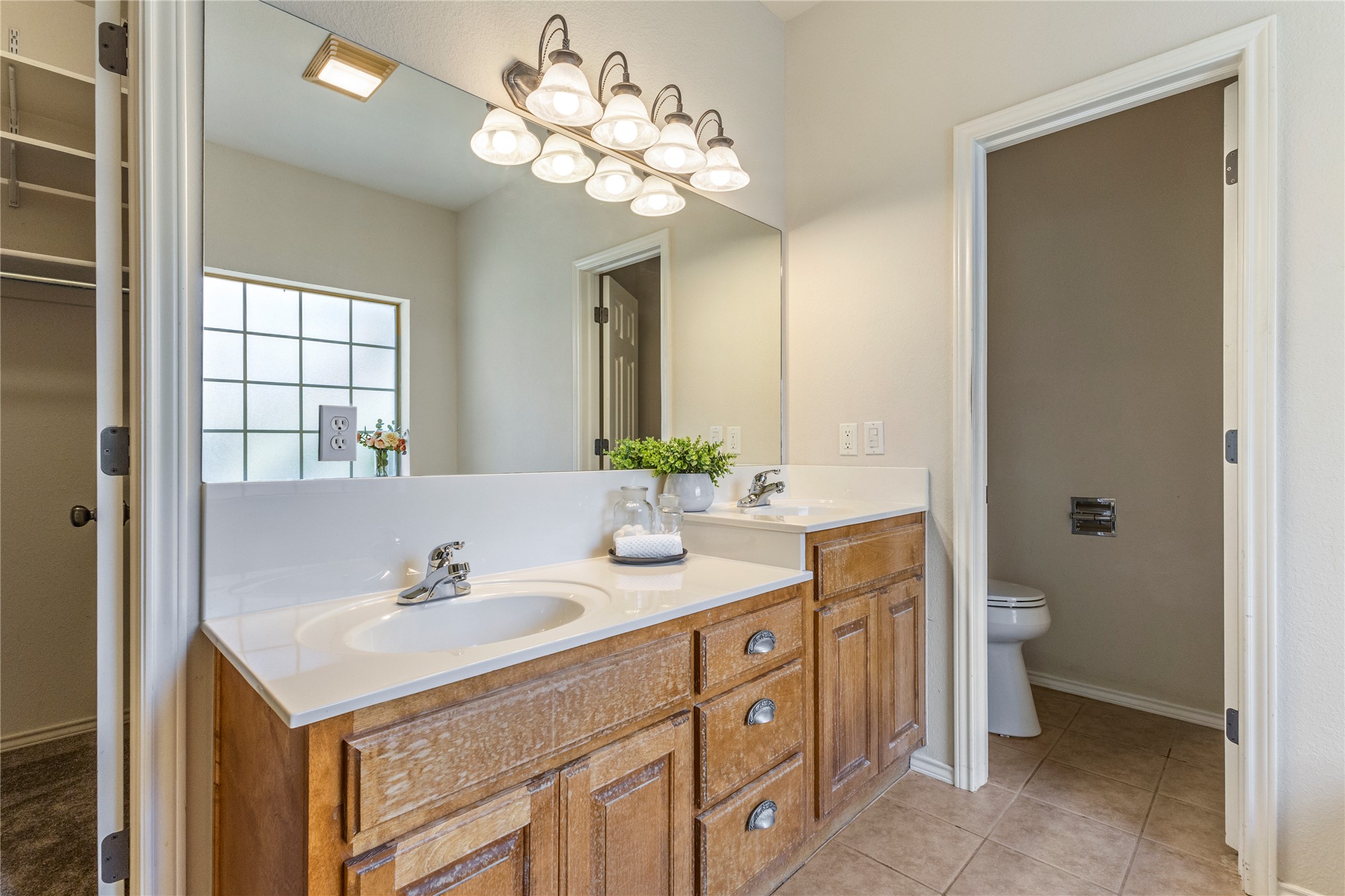 2404 S 10th Street Broken Arrow OK 74012