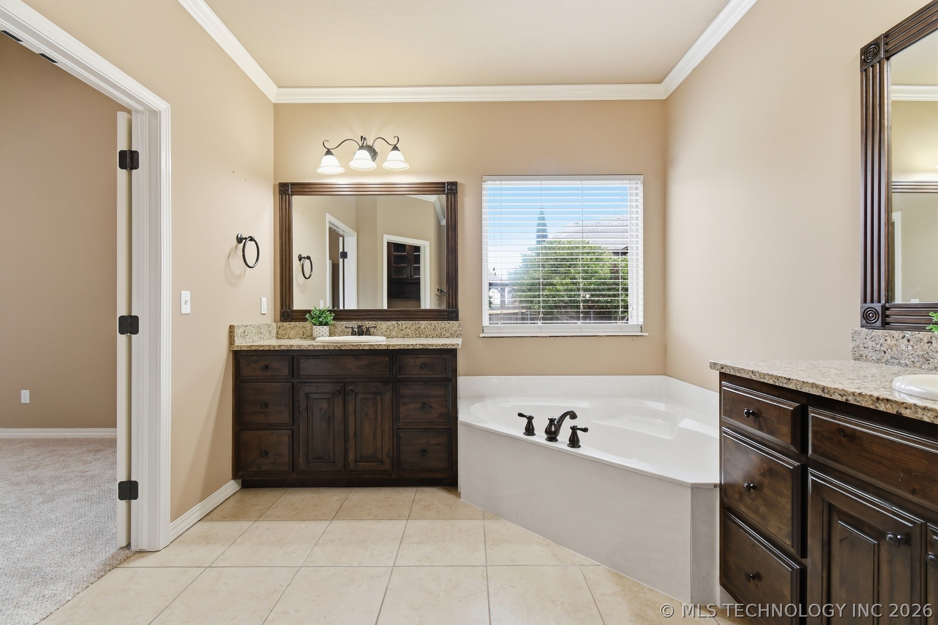 18713 E 42nd Place Tulsa OK 74134