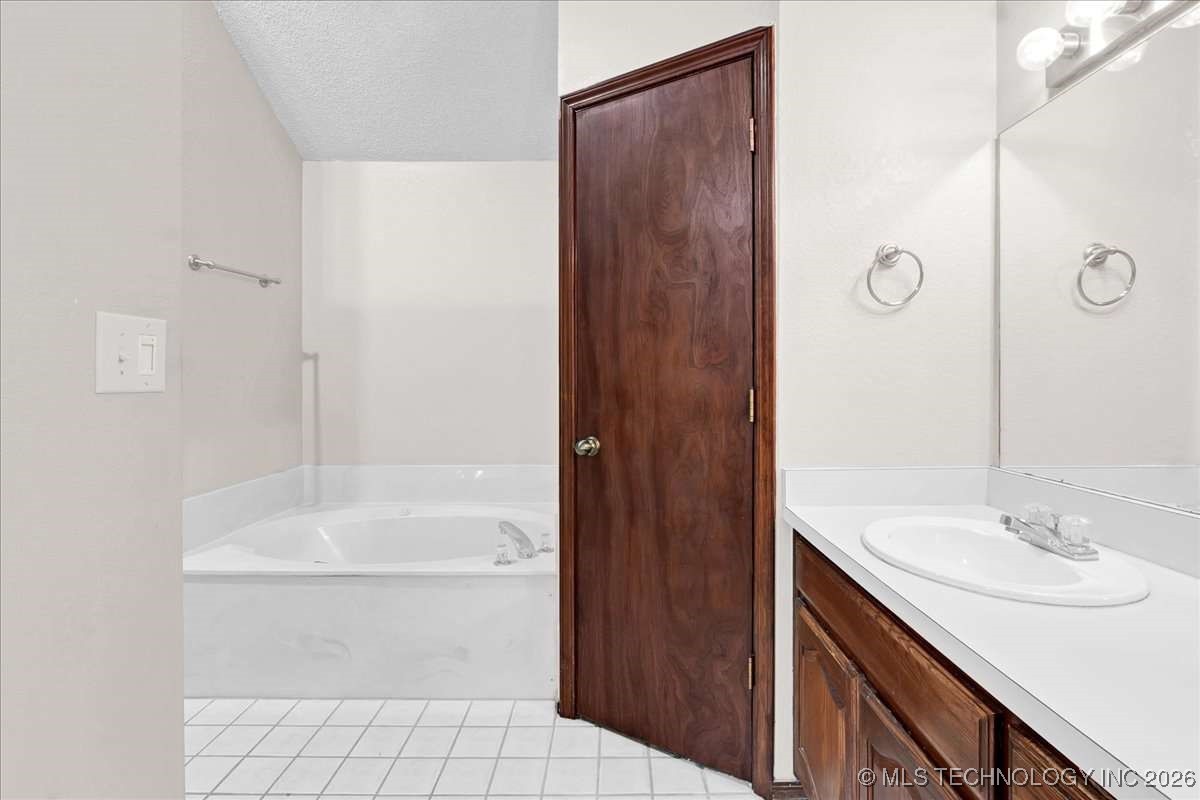 2010 S Missouri Avenue Claremore OK 74019