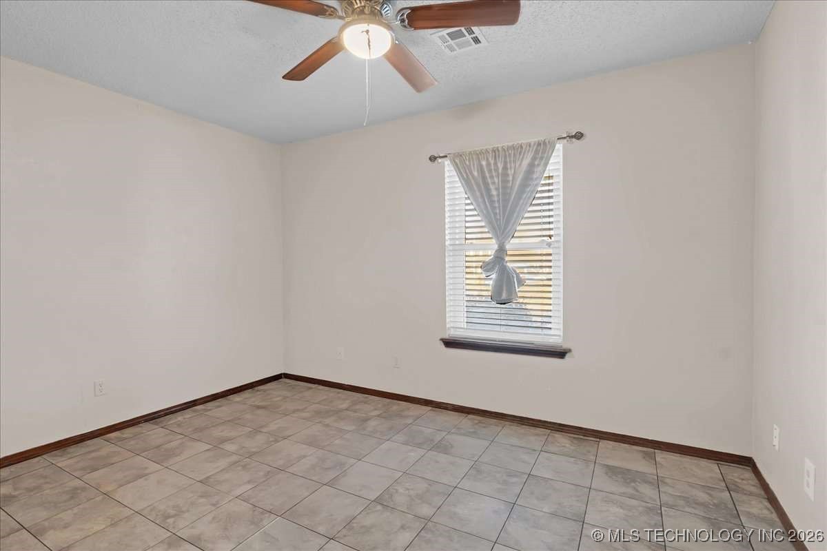 2010 S Missouri Avenue Claremore OK 74019