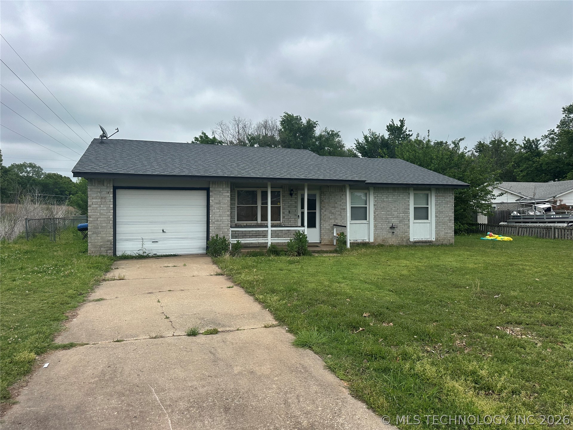 1129 S Oak Street Bristow OK 74010