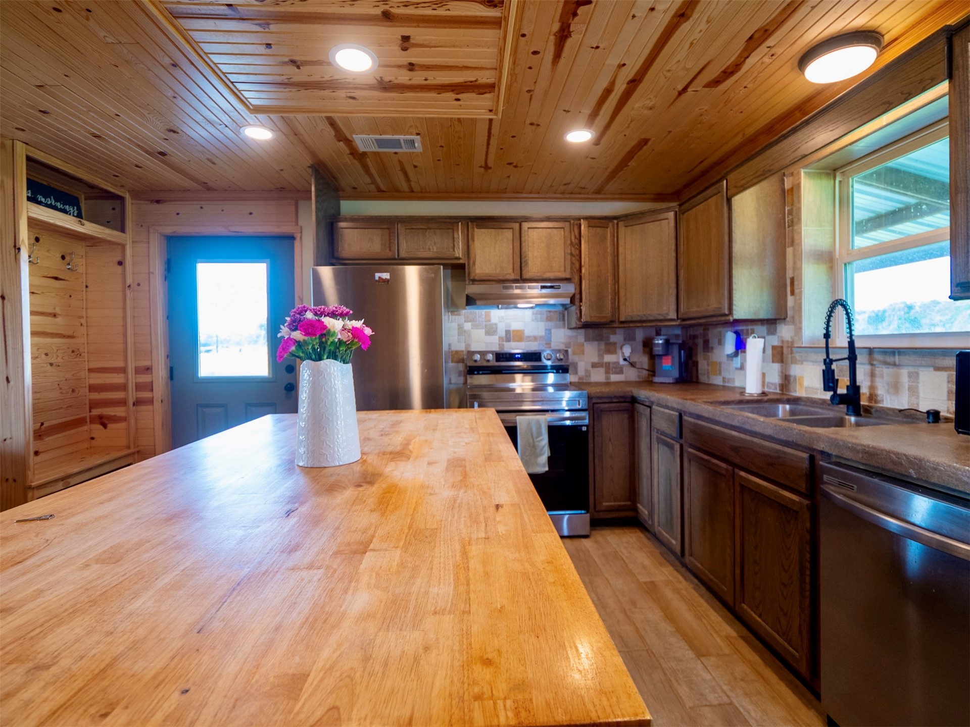 129 Hidden Trail Cartwright OK 74731