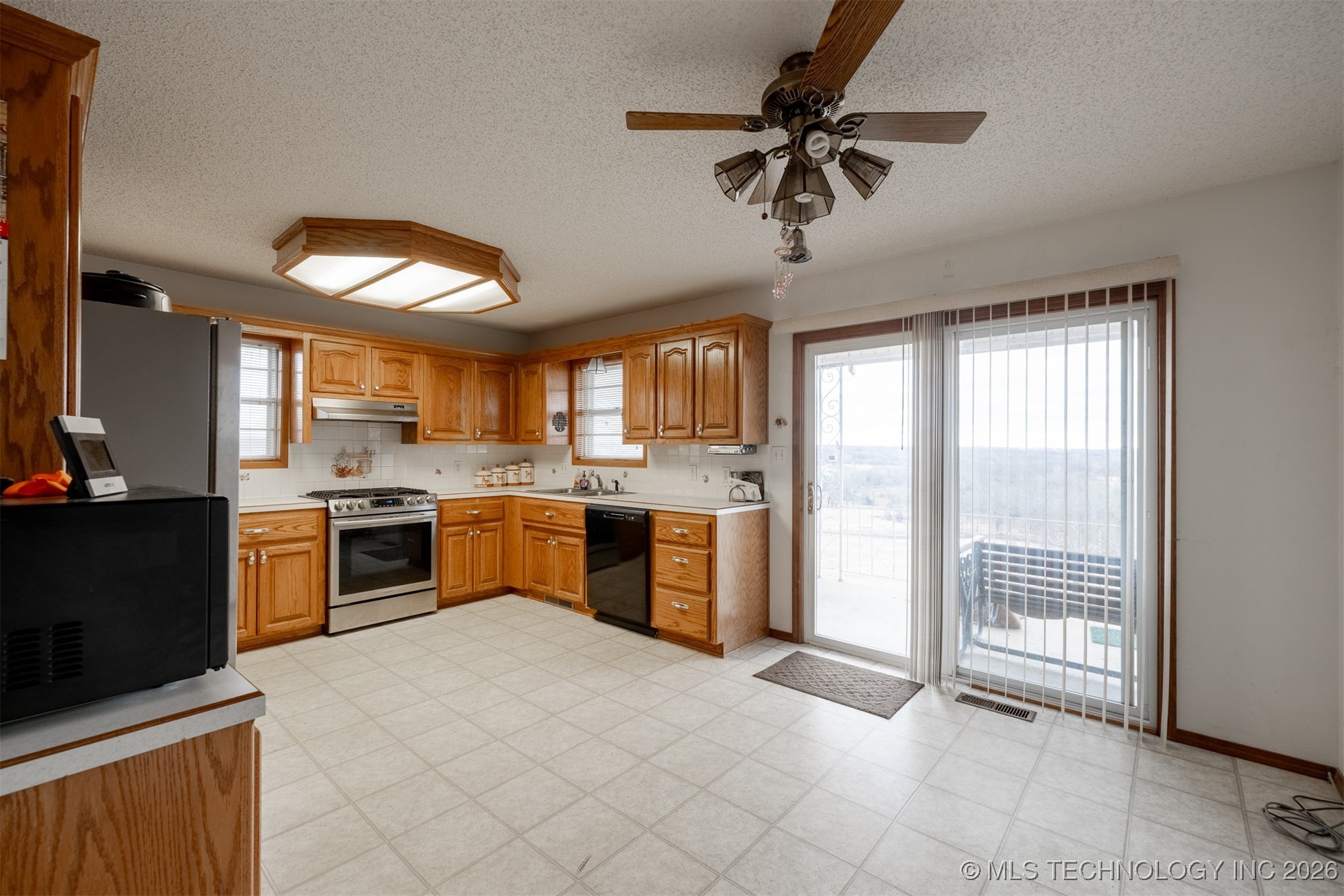 466821 E 1090 Road Muldrow OK 74948