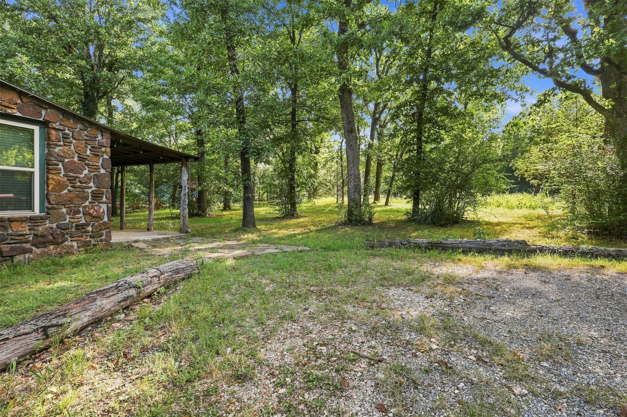21243 W 898 Road Cookson OK 74427
