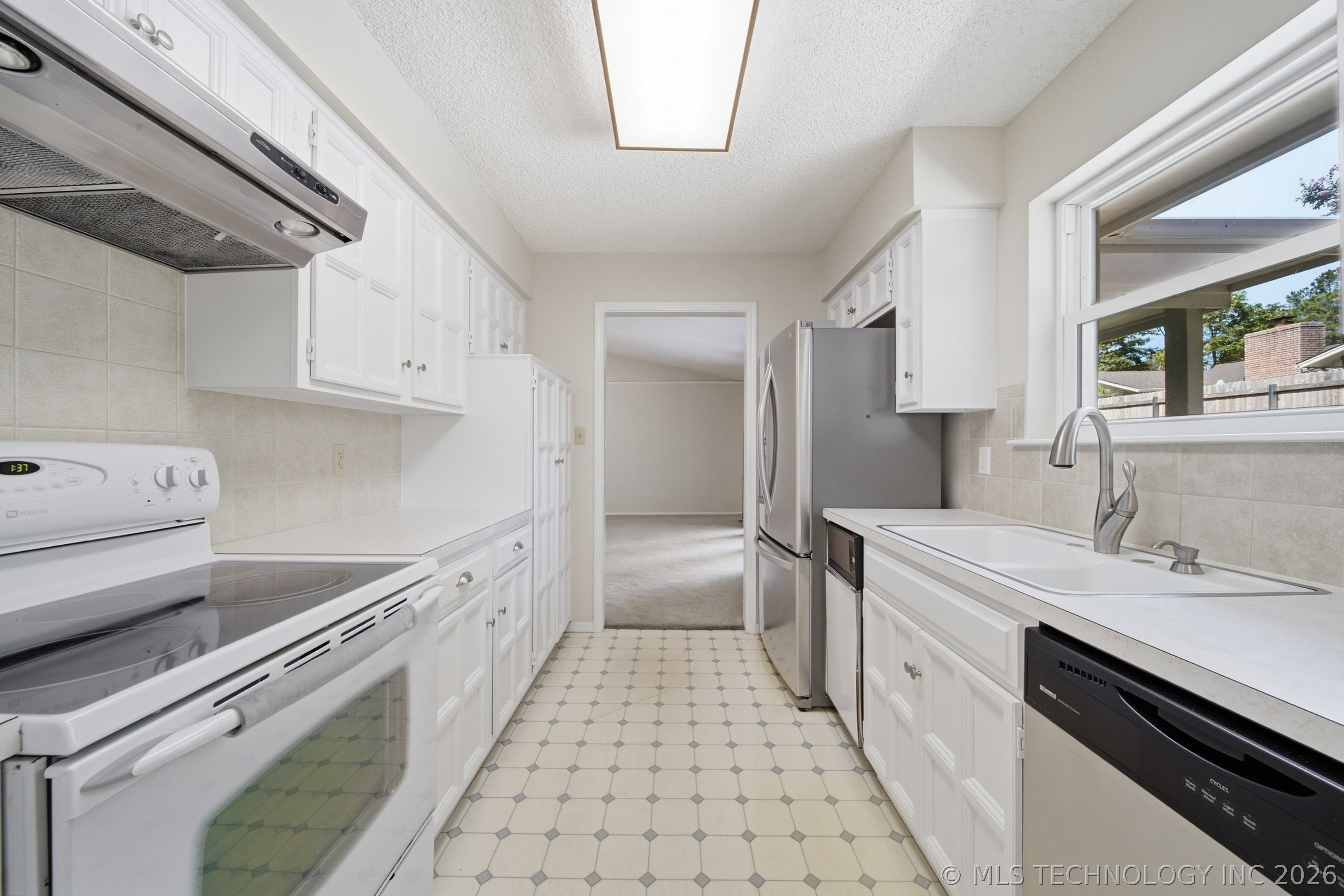 3833 E 82nd Place Tulsa OK 74137