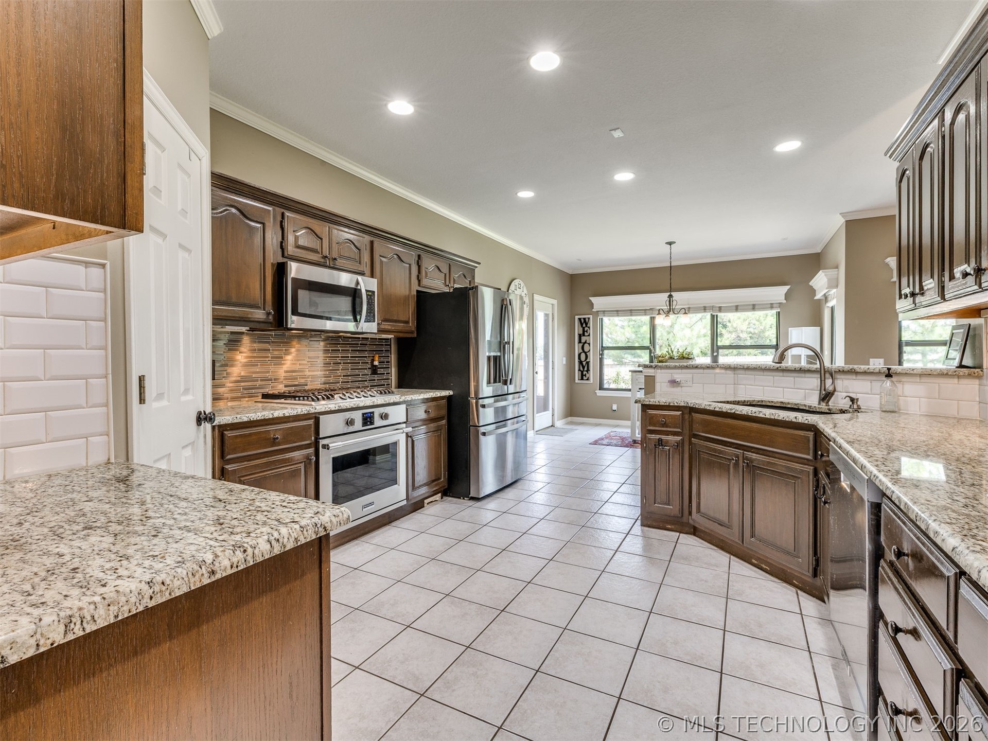 7816 E Broadway Street Broken Arrow OK 74014