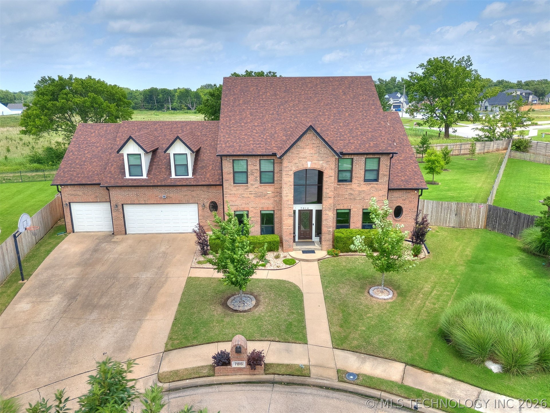 7816 E Broadway Street Broken Arrow OK 74014