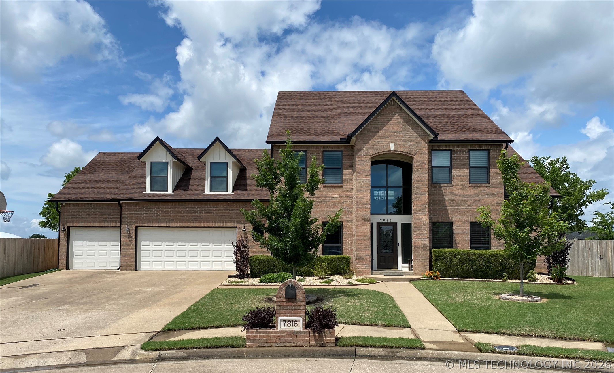 7816 E Broadway Street Broken Arrow OK 74014