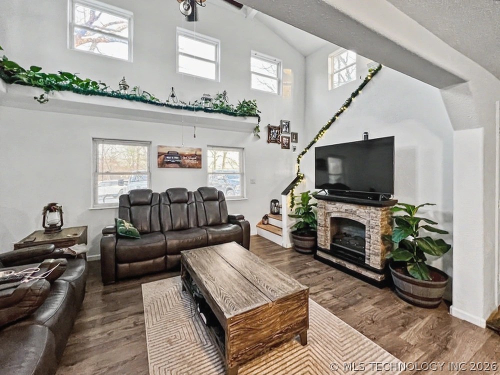 17902 E 688 Road Tahlequah OK 74464