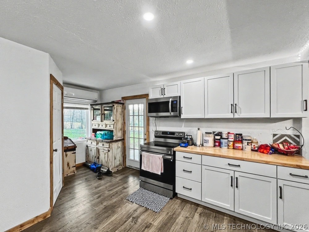 17902 E 688 Road Tahlequah OK 74464
