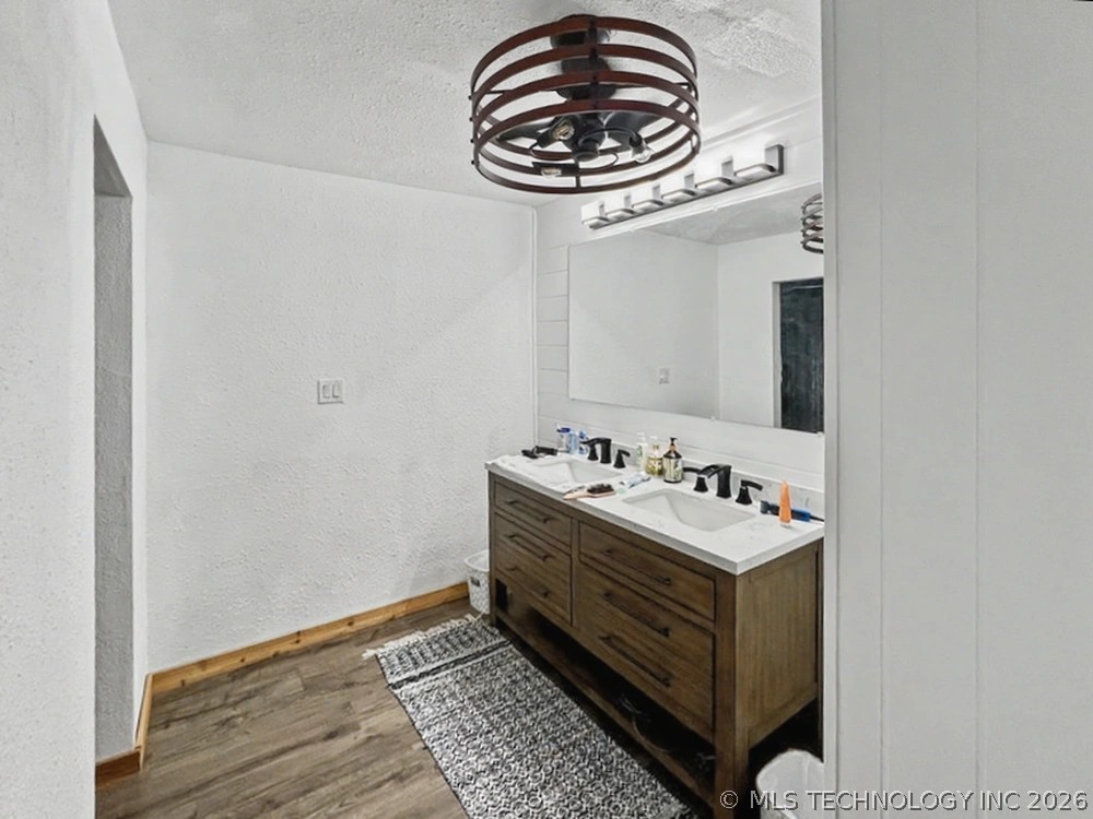 17902 E 688 Road Tahlequah OK 74464