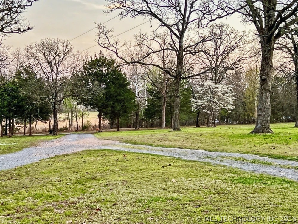 17902 E 688 Road Tahlequah OK 74464
