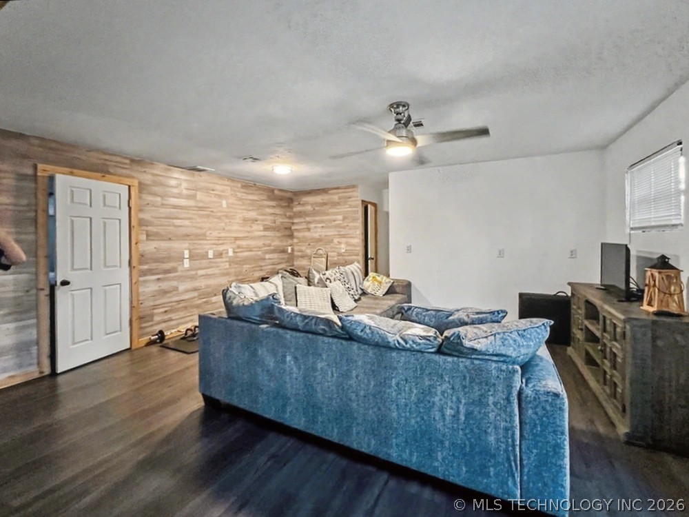 17902 E 688 Road Tahlequah OK 74464