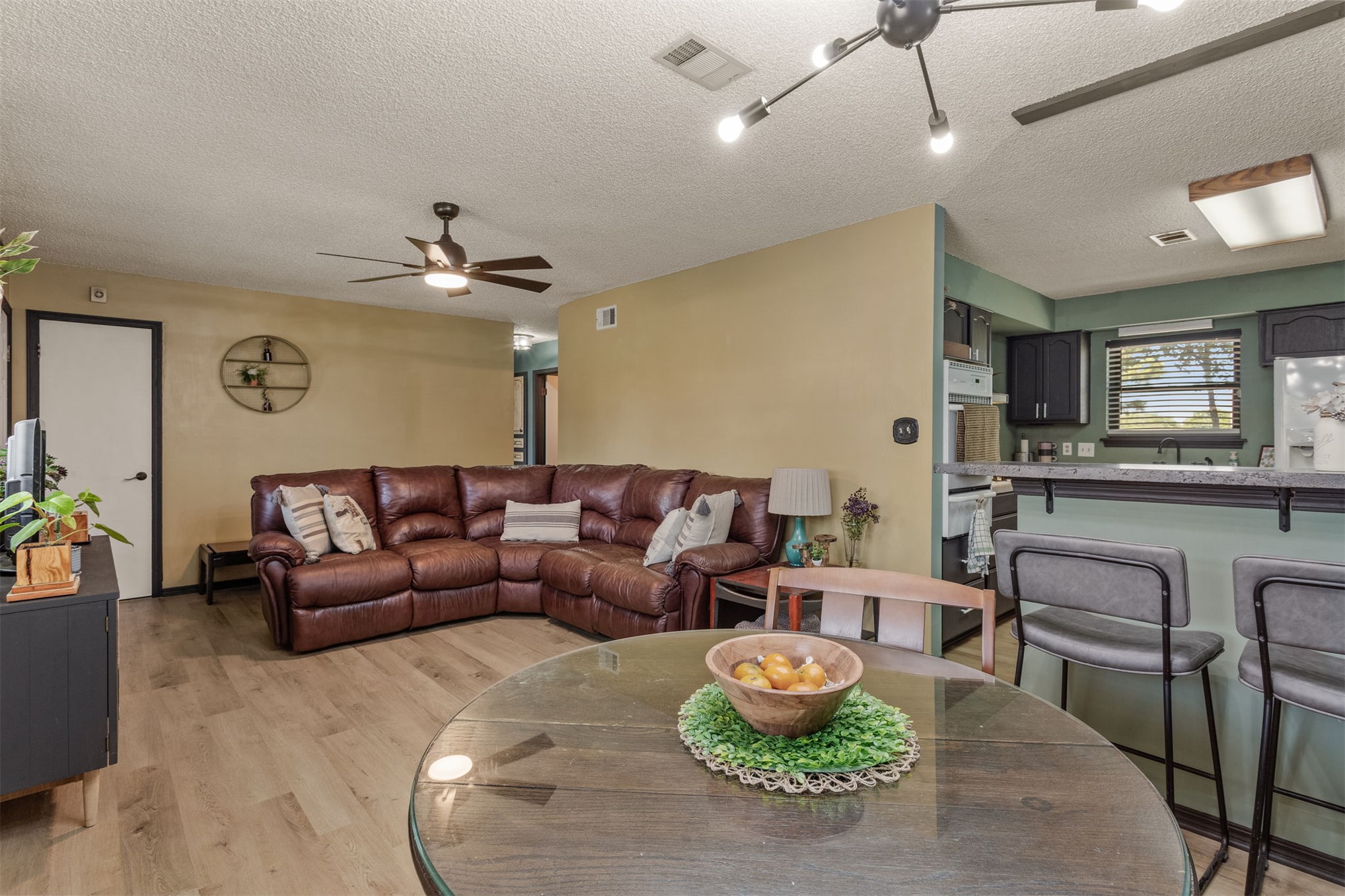 1848 S 123rd Eastavenue Tulsa OK 74128