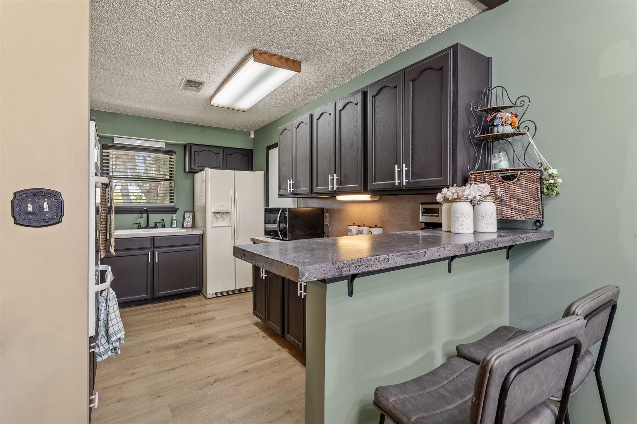 1848 S 123rd Eastavenue Tulsa OK 74128
