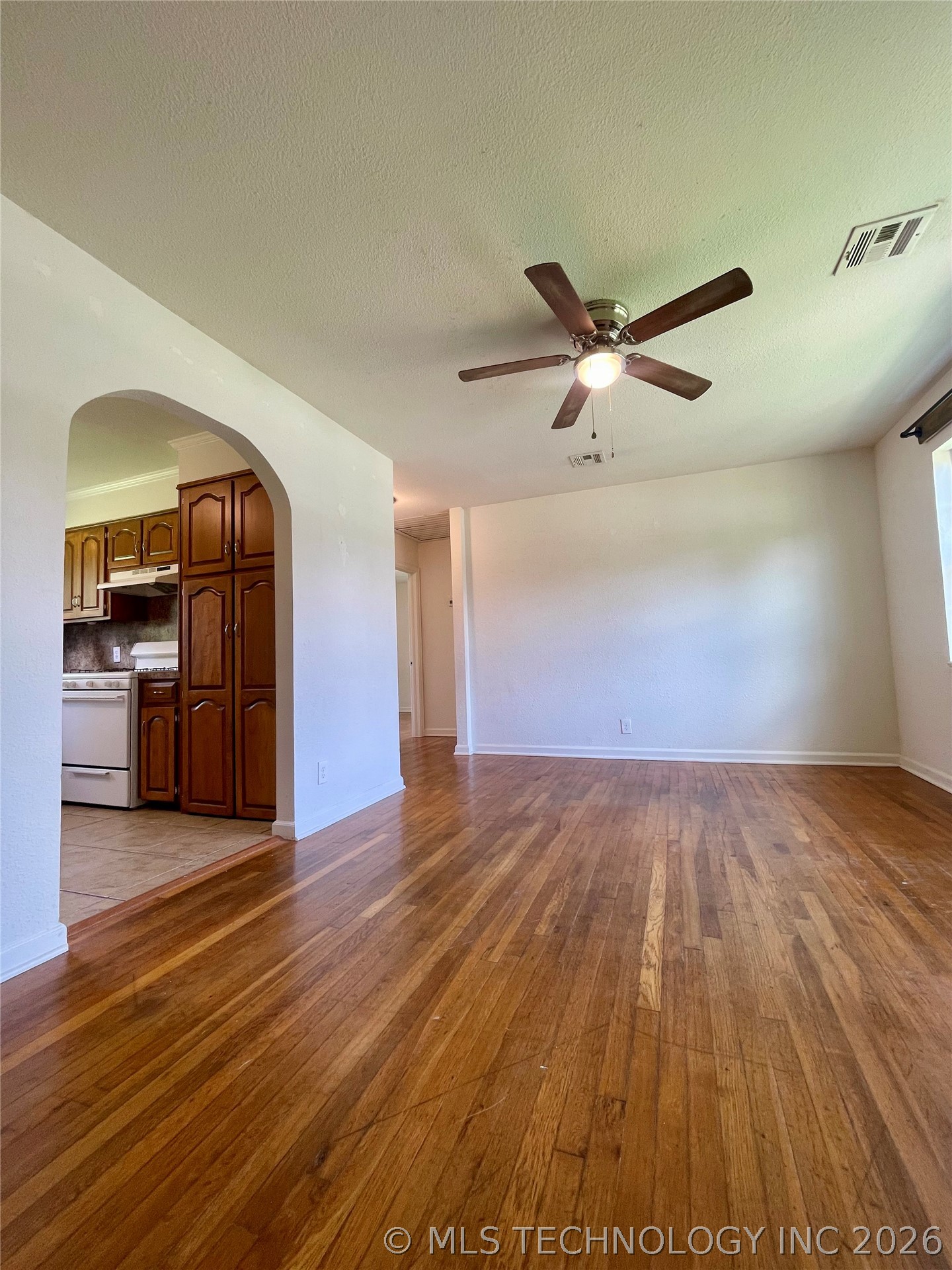 319 E 45th Place Tulsa OK 74105