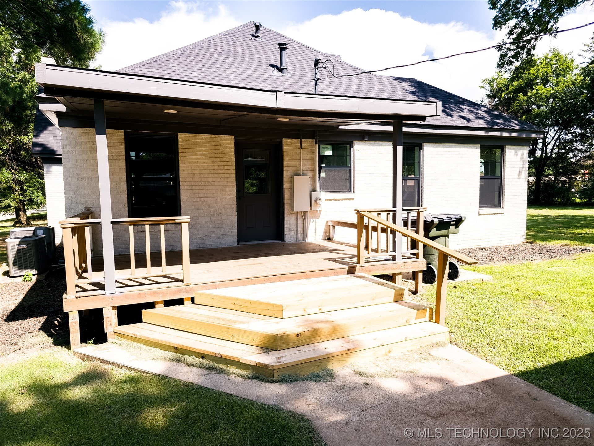 223 N 10th Durant OK 74701