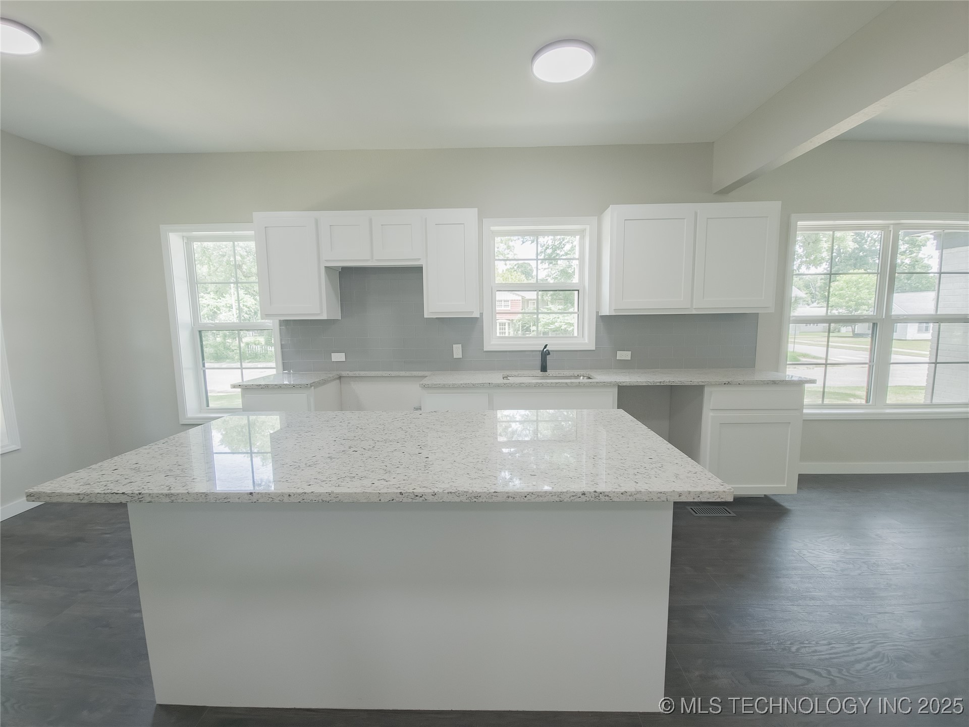 223 N 10th Durant OK 74701