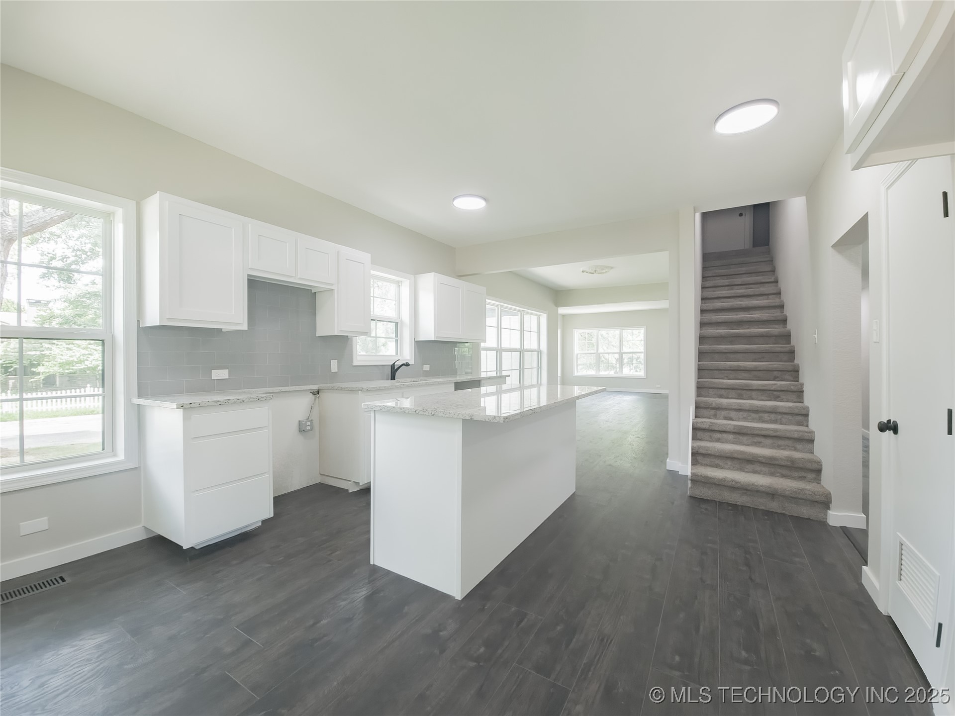 223 N 10th Durant OK 74701
