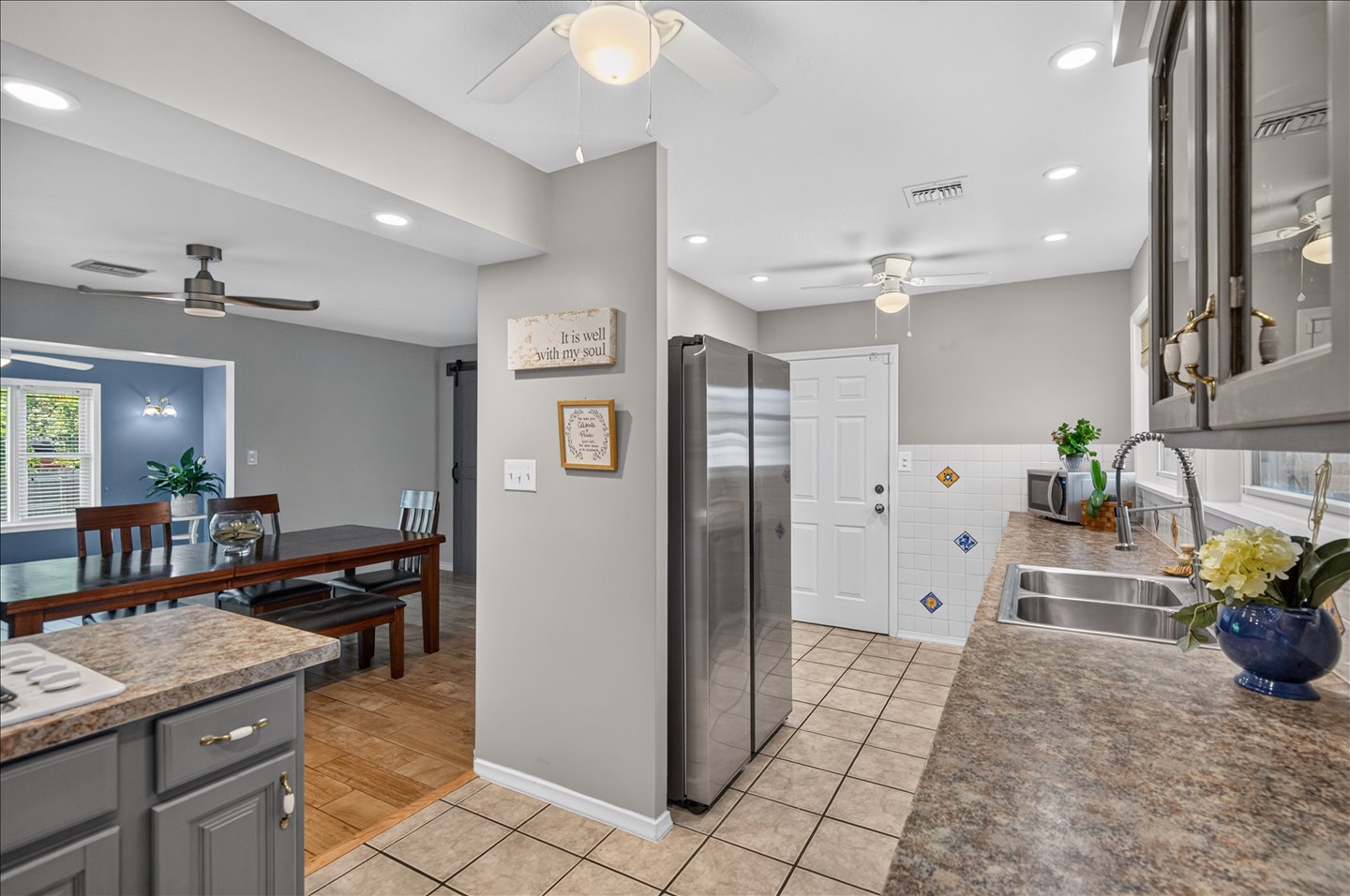 213 SE Roselawn Avenue Bartlesville OK 74006