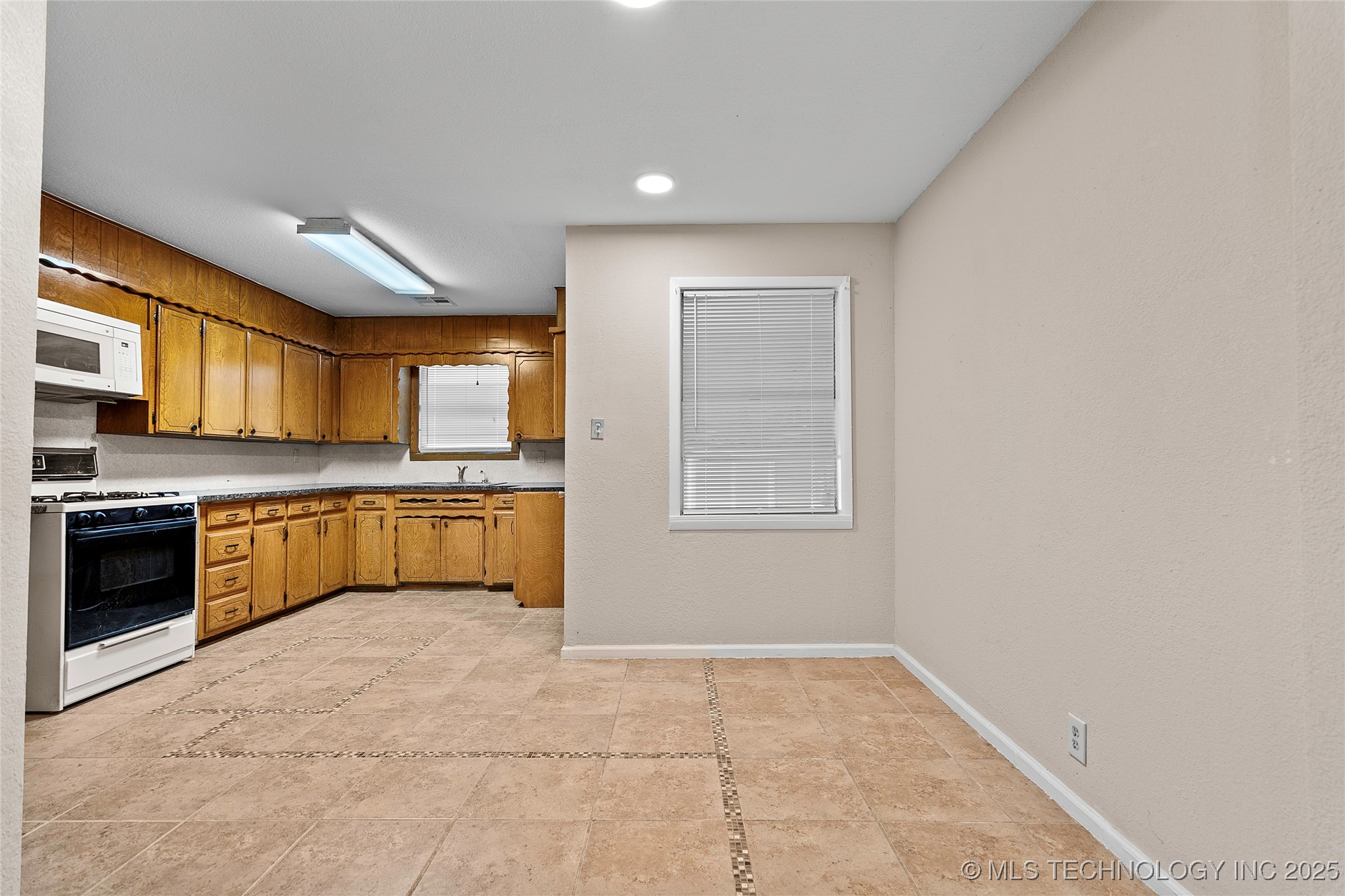 1624 7th NW Ardmore OK 73401