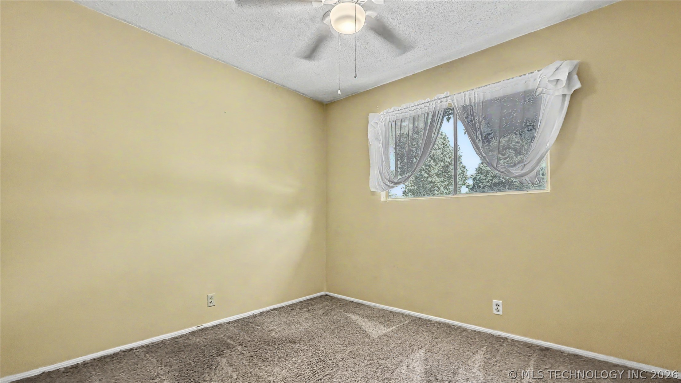 408 S Osage Street Grove OK 74344
