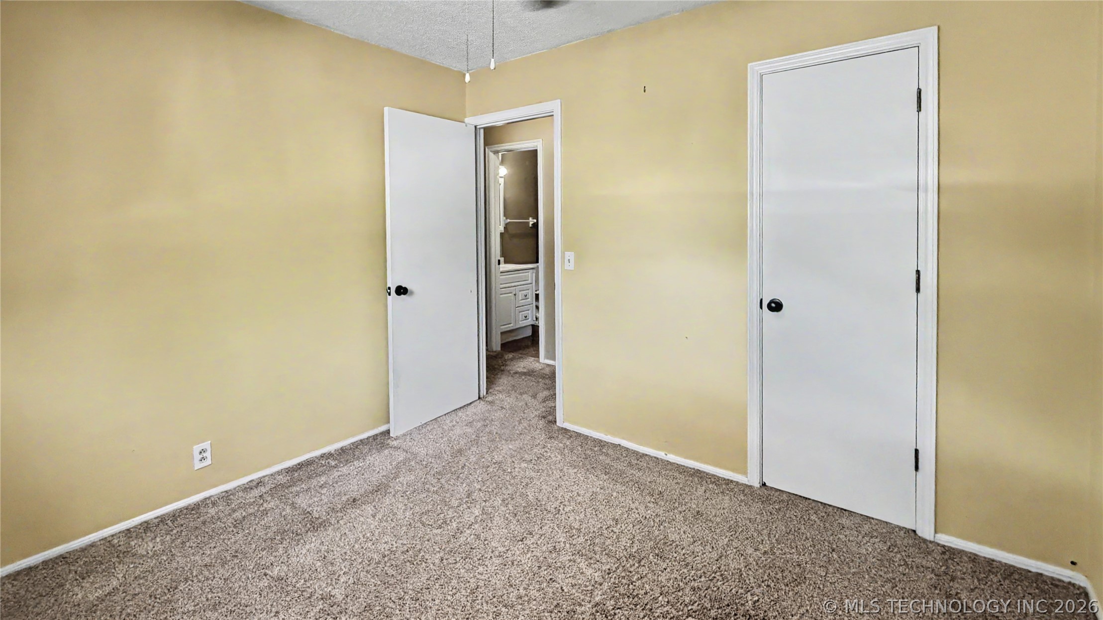 408 S Osage Street Grove OK 74344