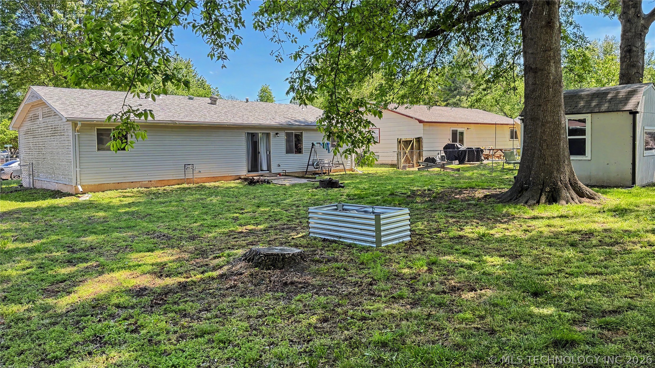 408 S Osage Street Grove OK 74344