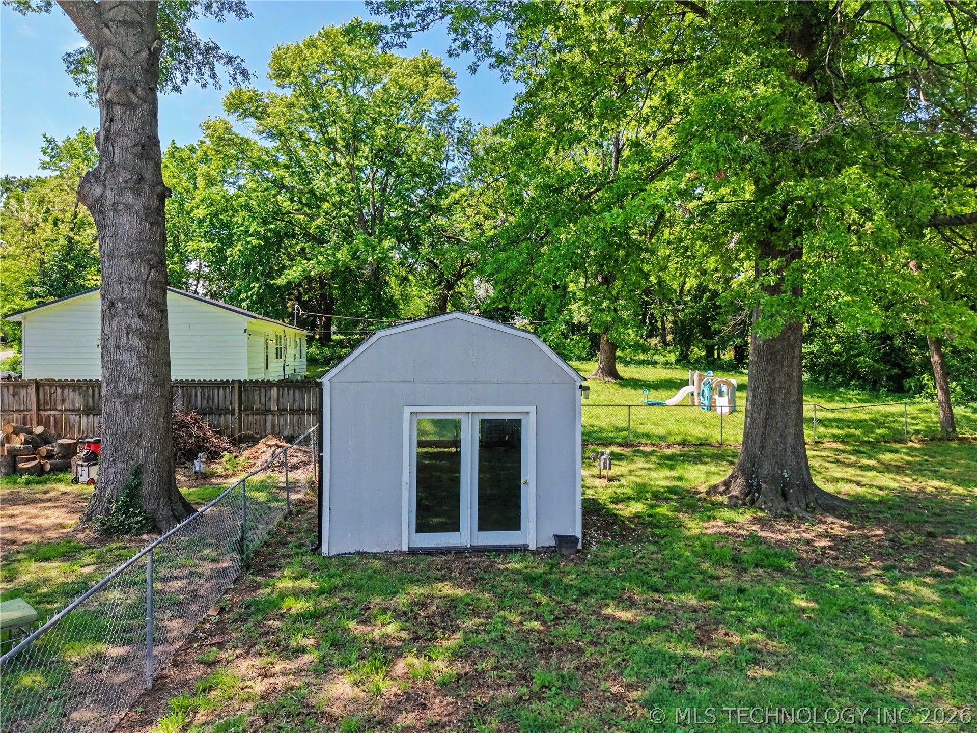 408 S Osage Street Grove OK 74344