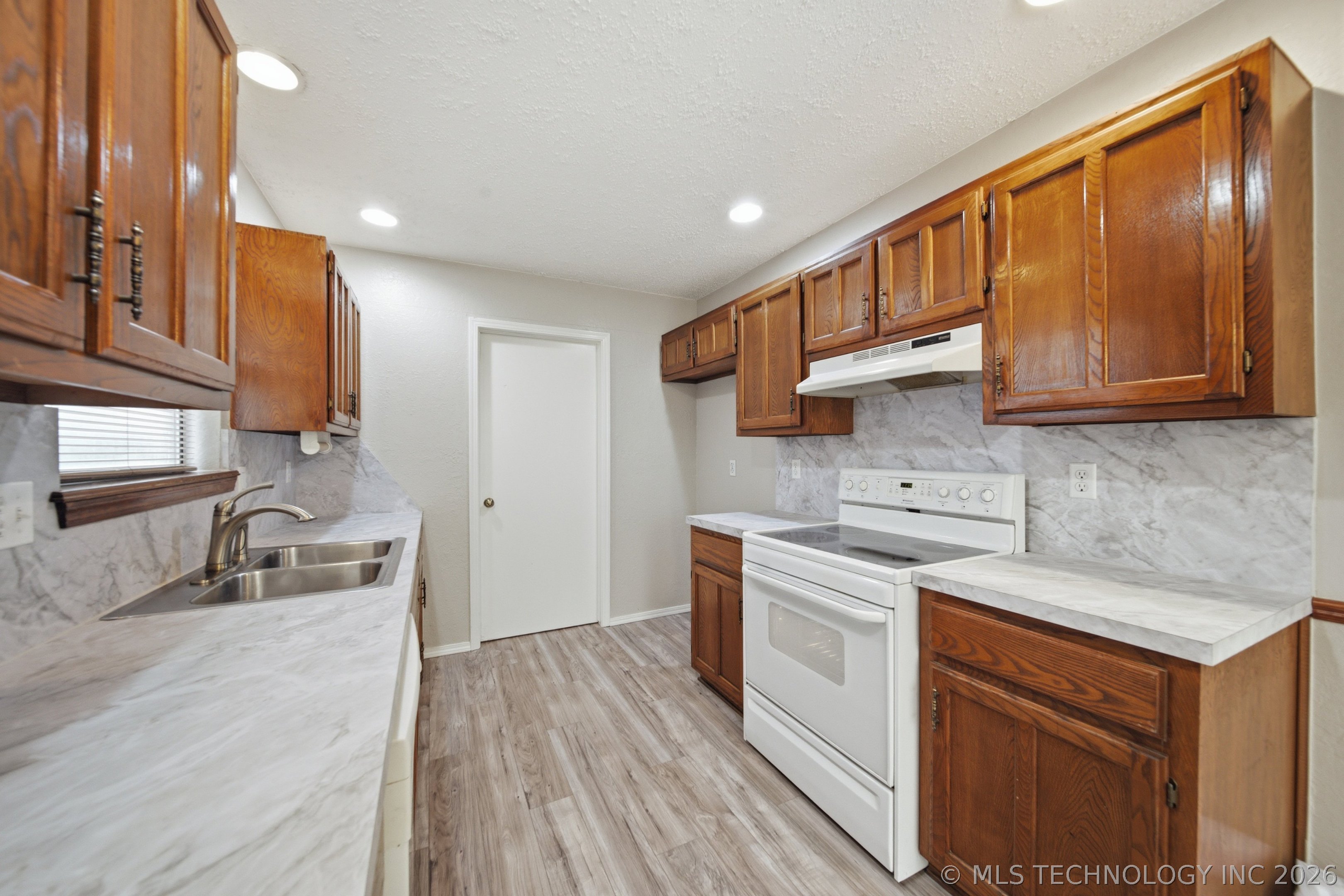 3350 S 141st Eastavenue Tulsa OK 74134