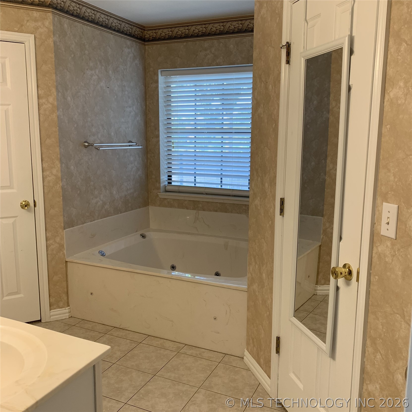 9534 E 76th Street Tulsa OK 74133