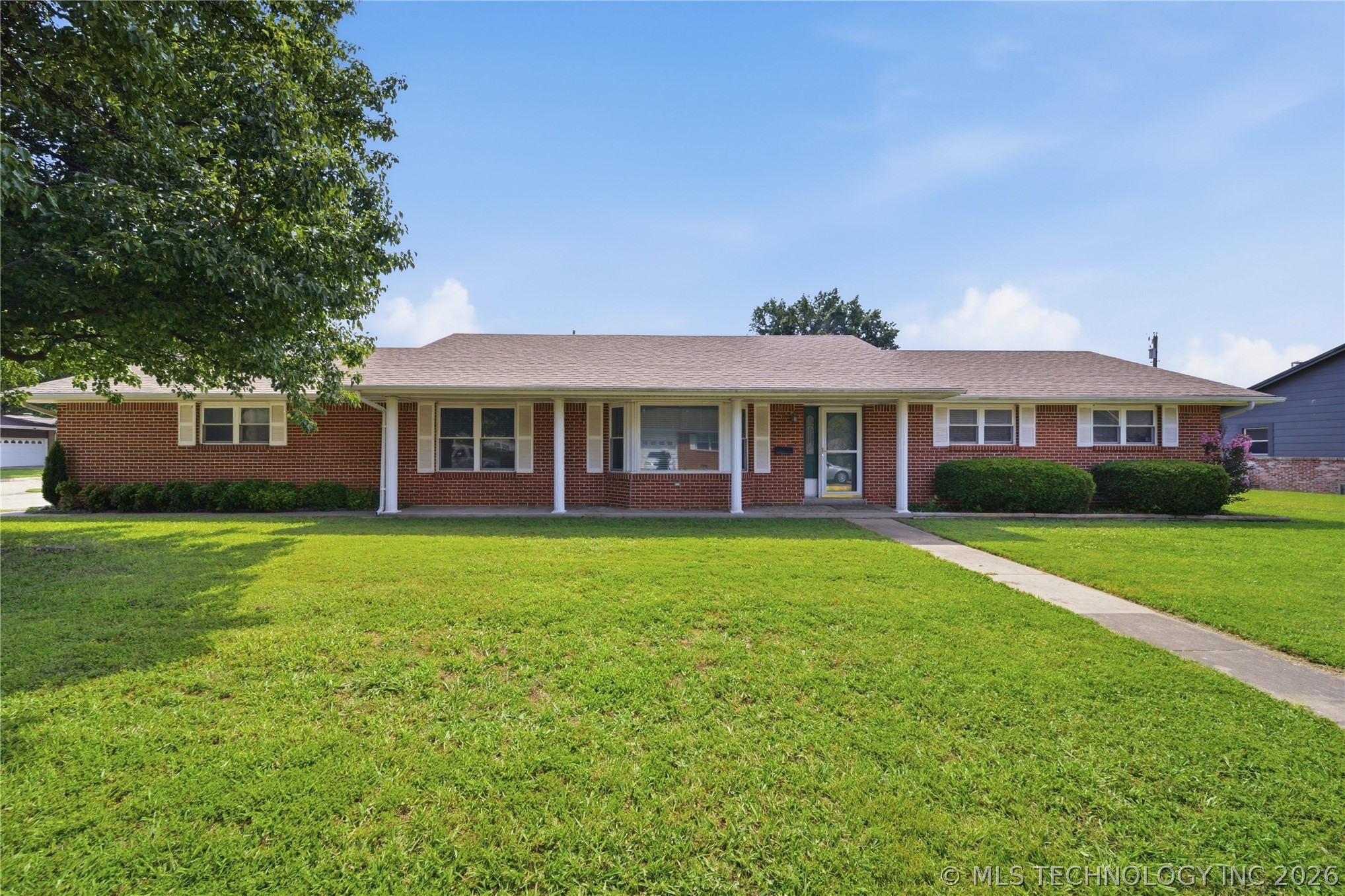 106 W Lewis Avenue Vinita OK 74301