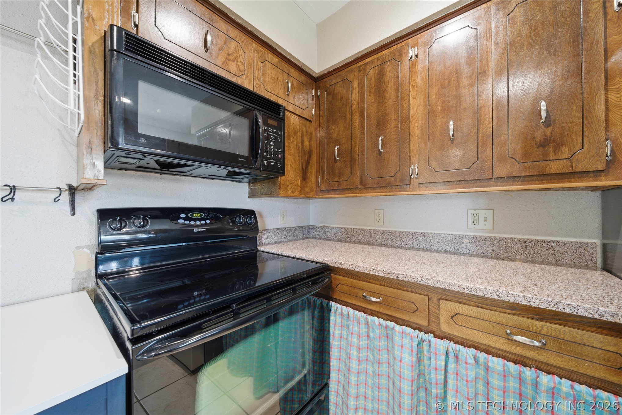 106 W Lewis Avenue Vinita OK 74301