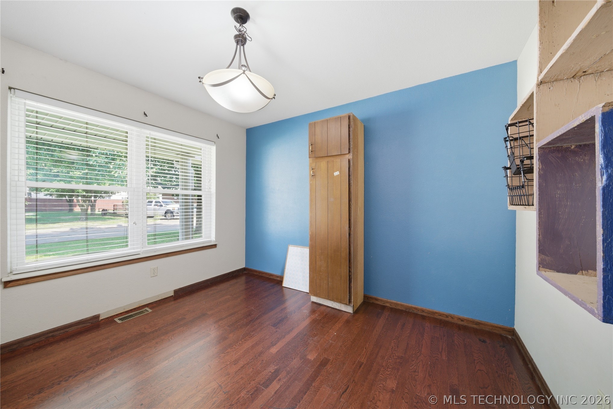 106 W Lewis Avenue Vinita OK 74301