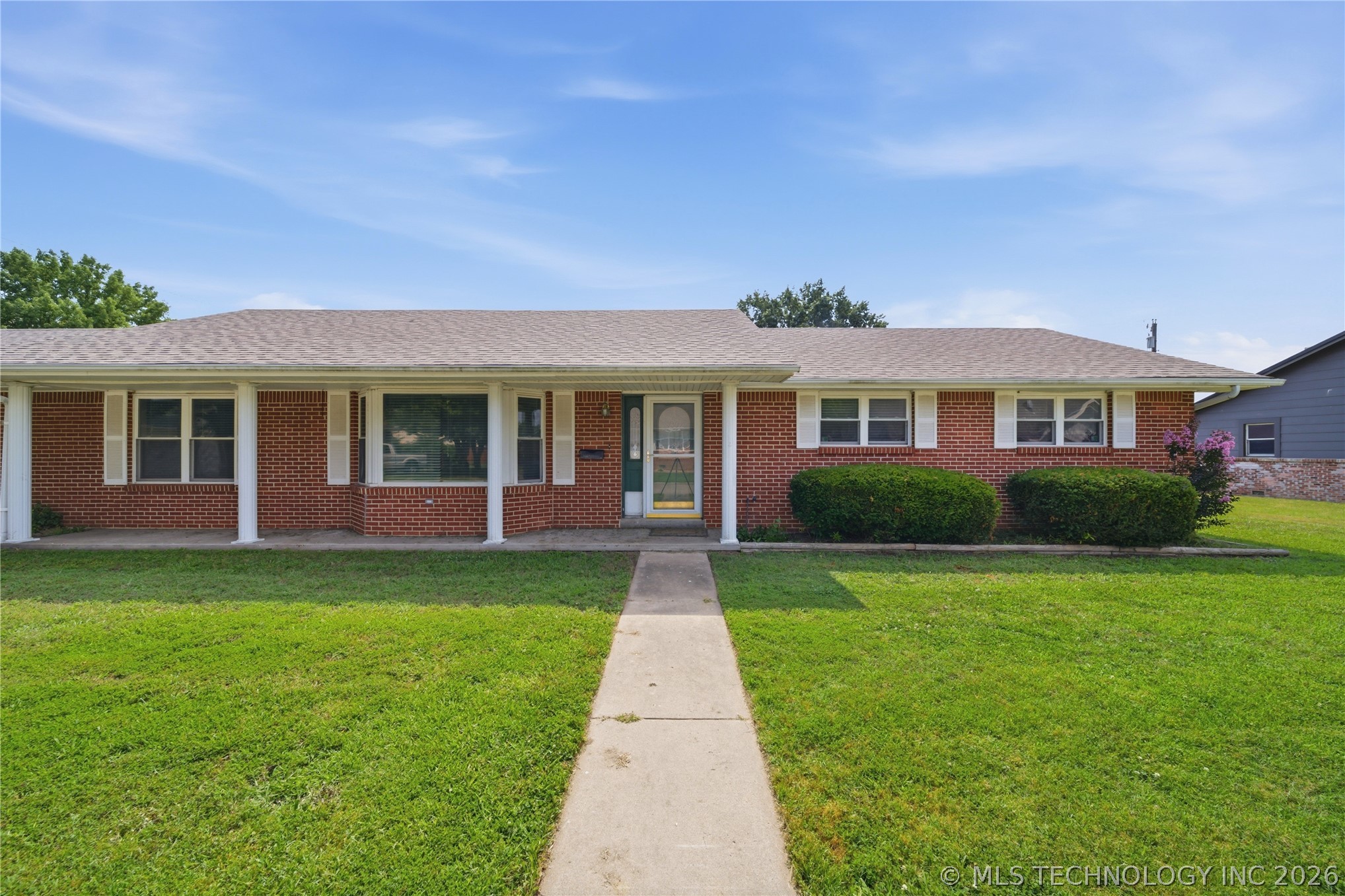 106 W Lewis Avenue Vinita OK 74301