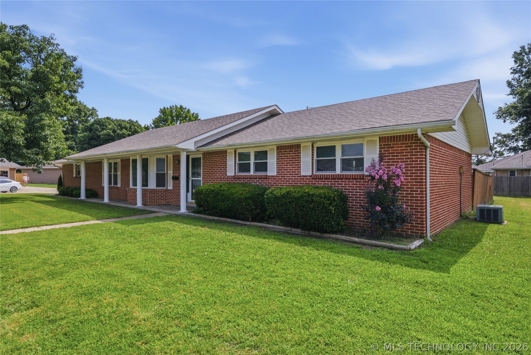 106 W Lewis Avenue Vinita OK 74301