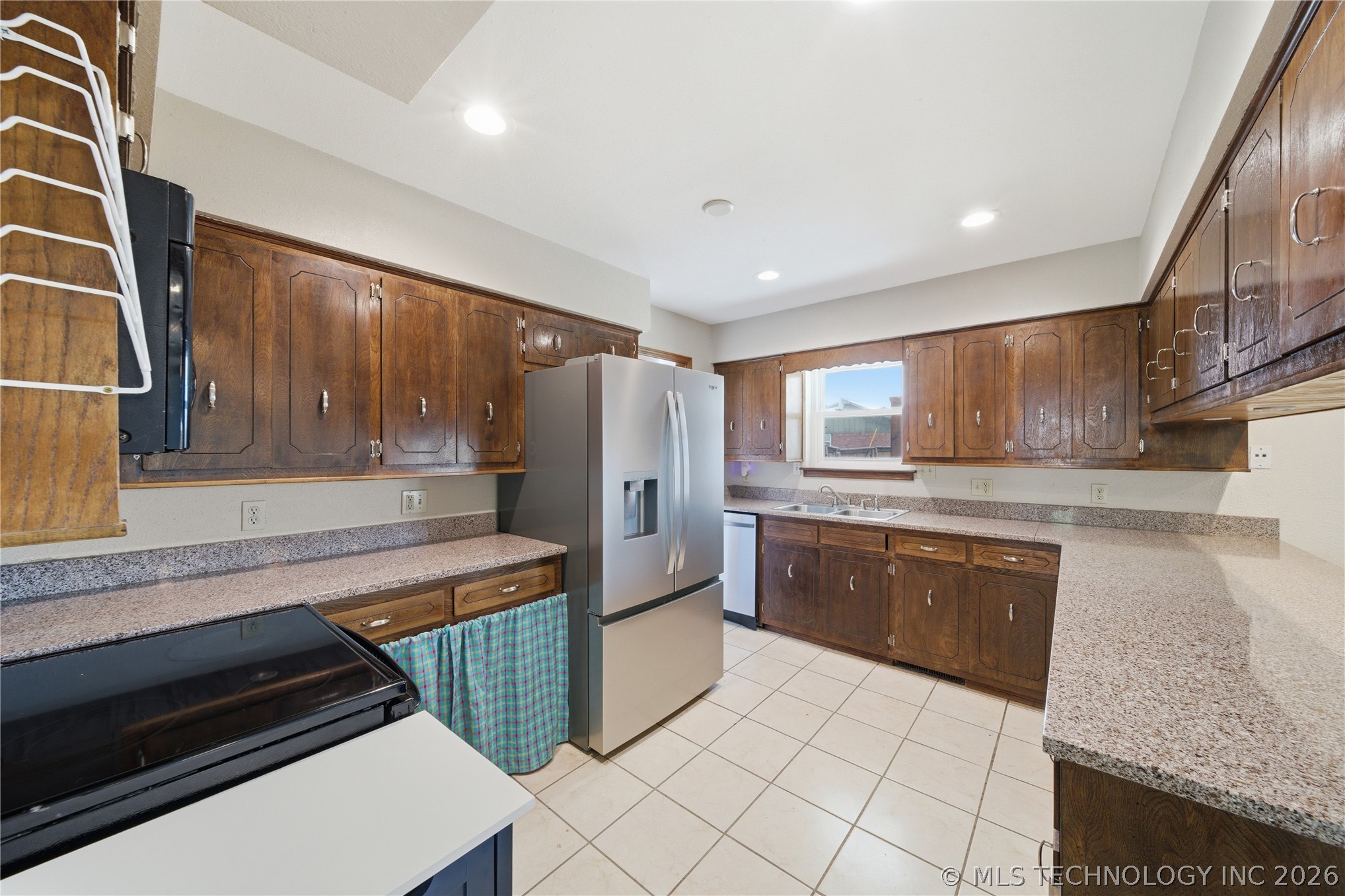 106 W Lewis Avenue Vinita OK 74301