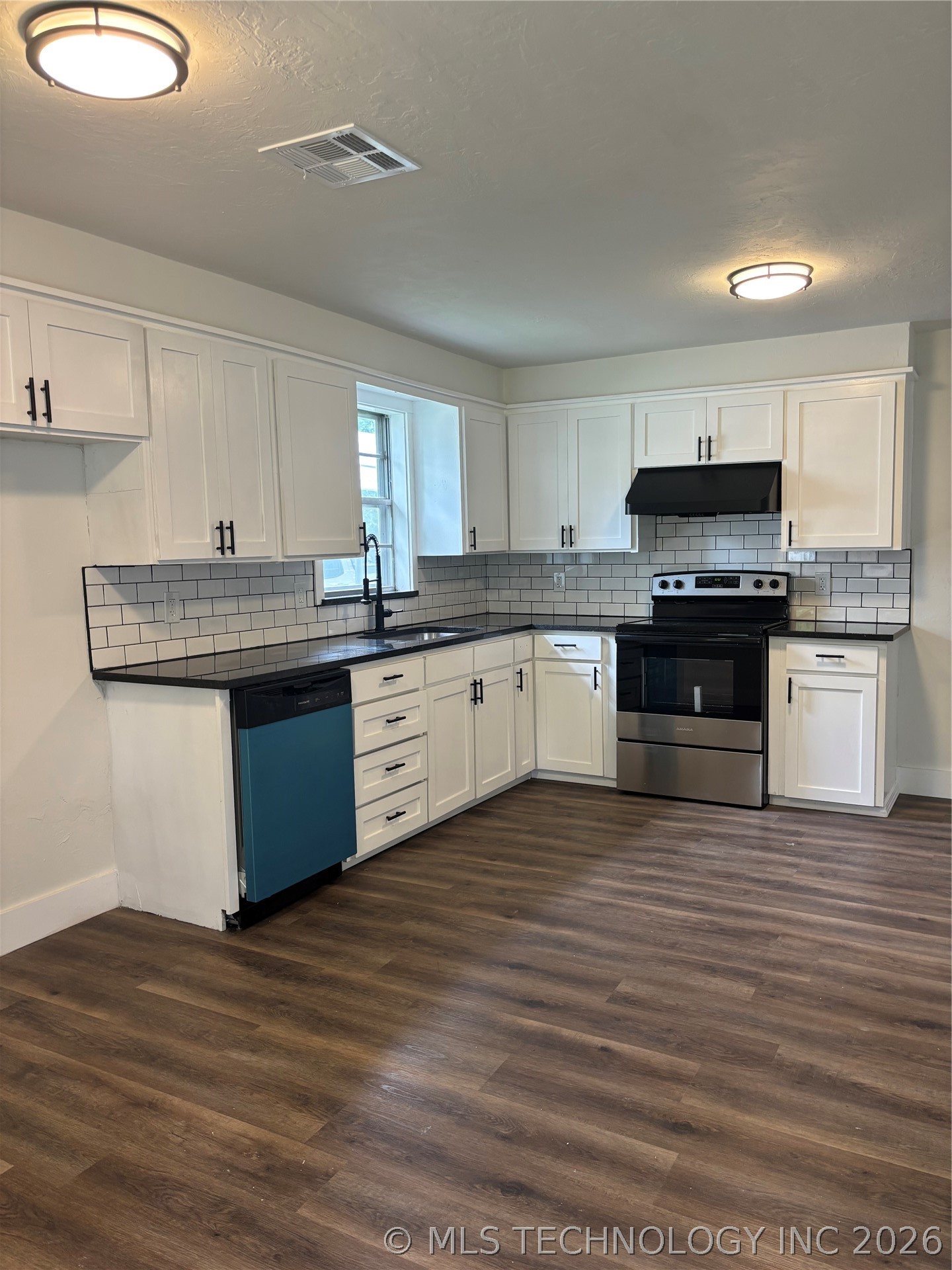 615 W 4th Ada OK 74820