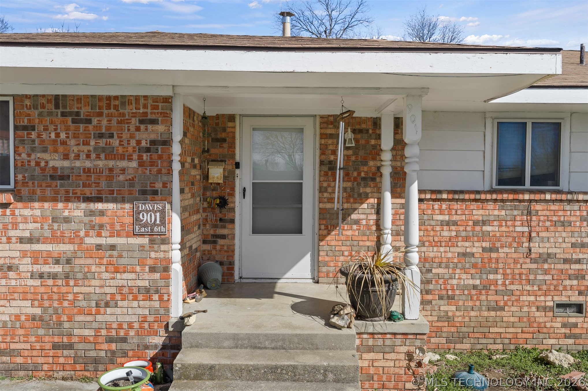 901 E 6th Street Sulphur OK 73086