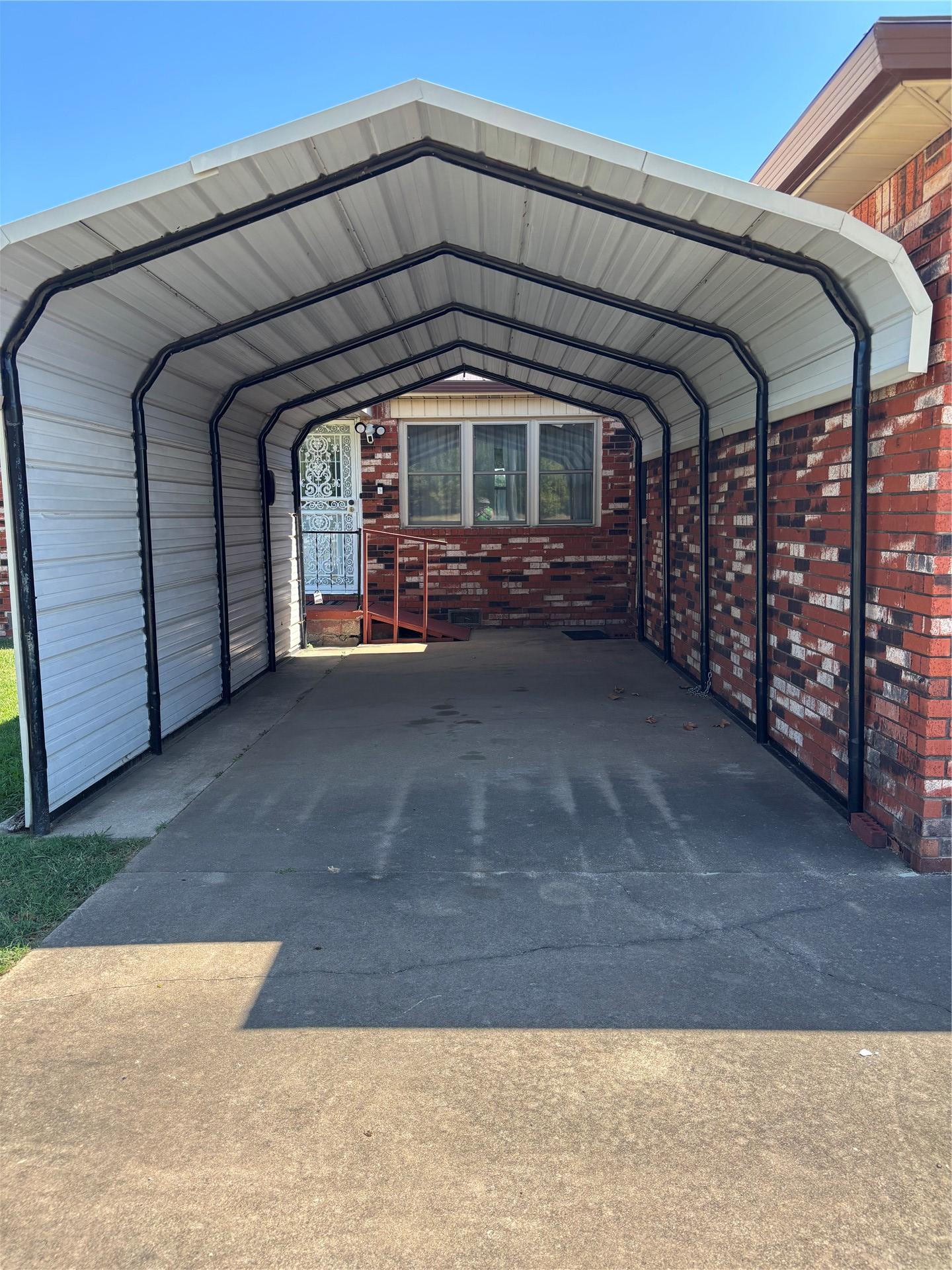 2248 N Hwy 69 Highway N Pryor OK 74361