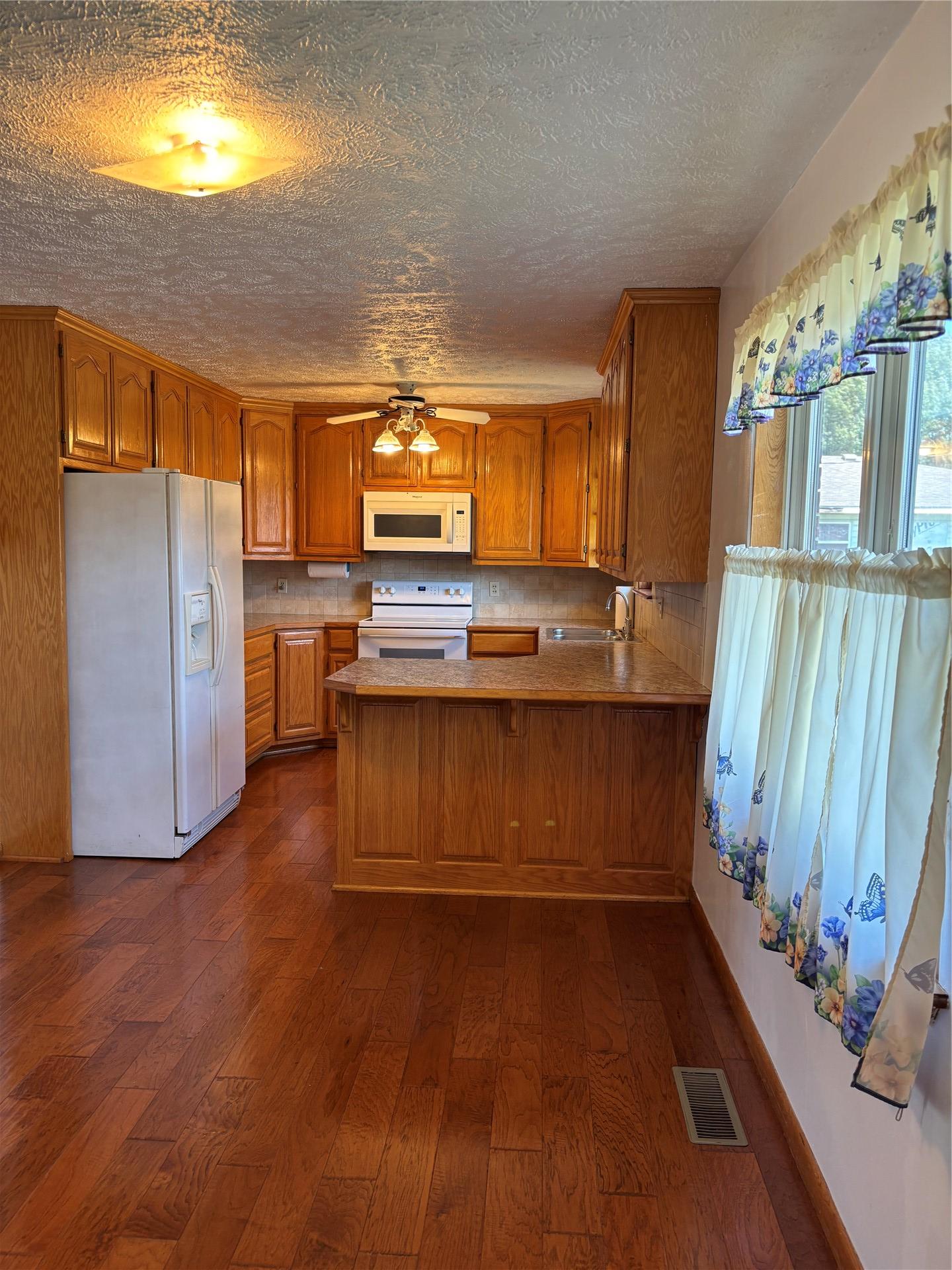 2248 N Hwy 69 Highway N Pryor OK 74361