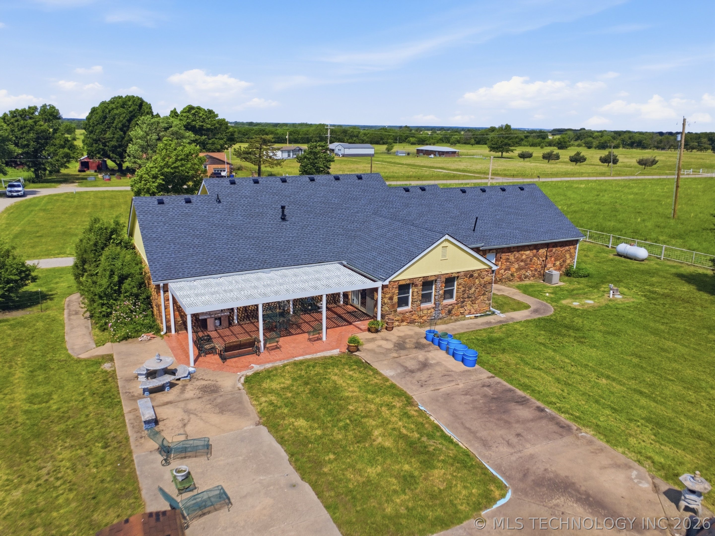 22250 N 416 Road Nowata OK 74048