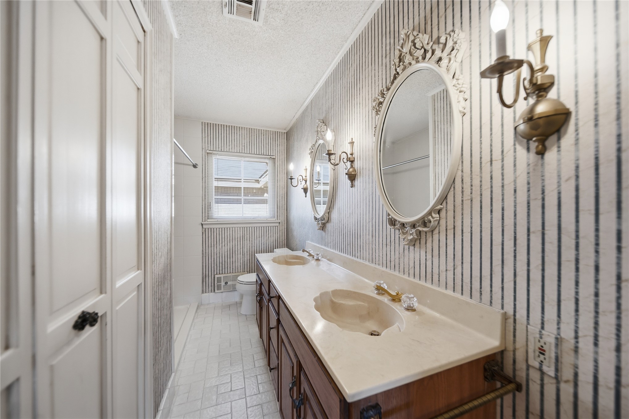 1324 S Frisco Avenue Tulsa OK 74119