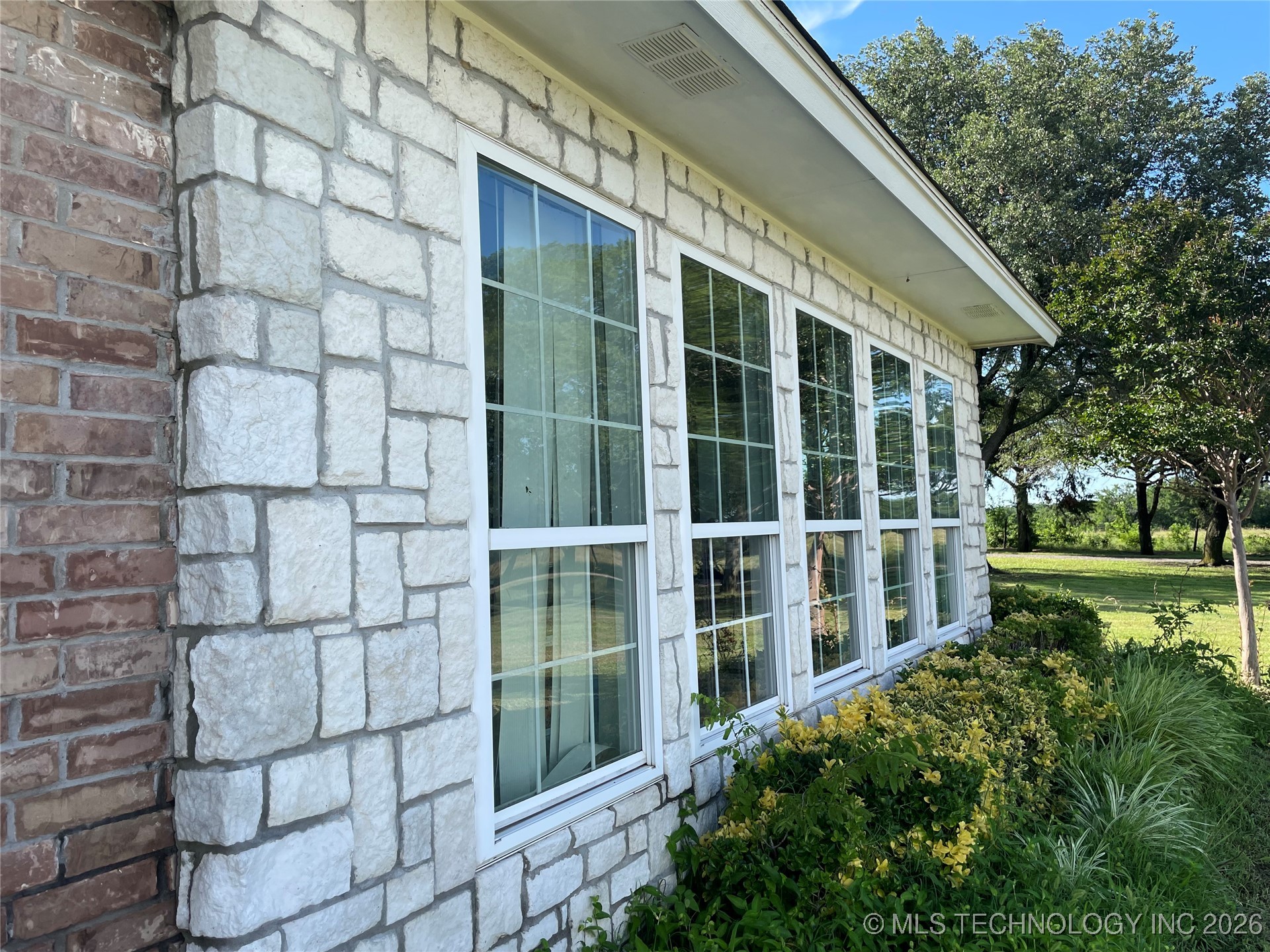 401 S Chickasaw Kingston OK 73439
