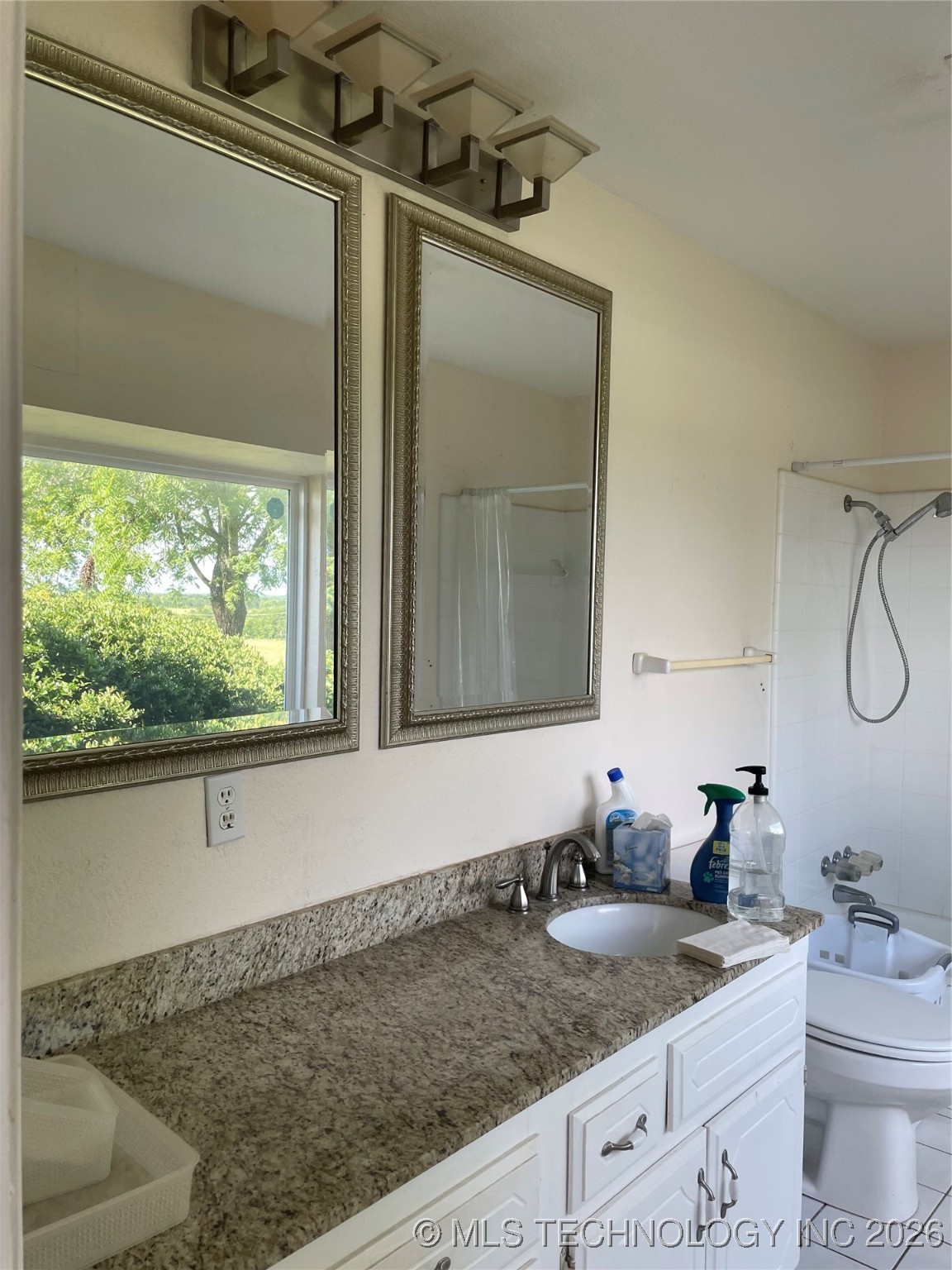 401 S Chickasaw Kingston OK 73439