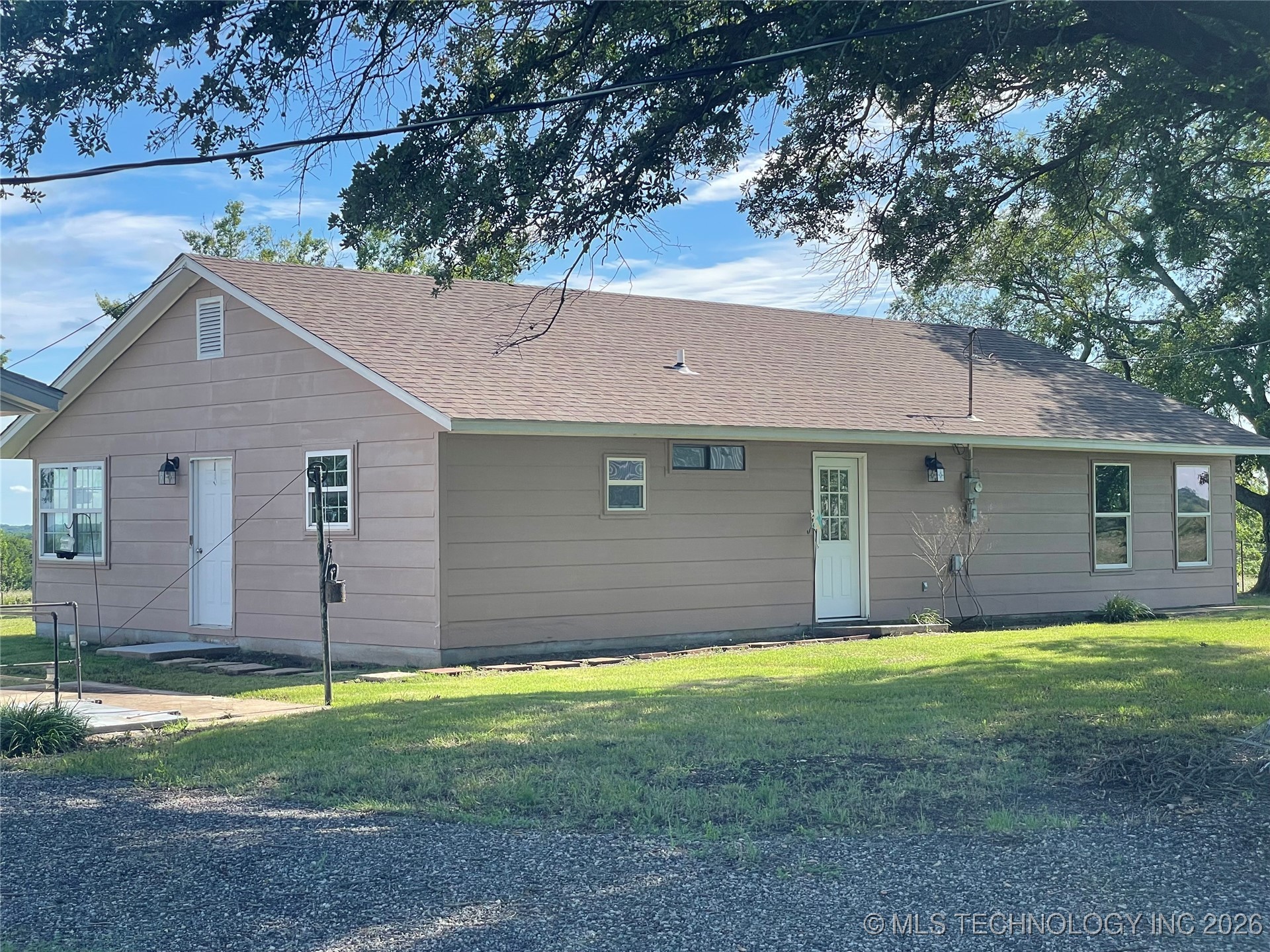 401 S Chickasaw Kingston OK 73439