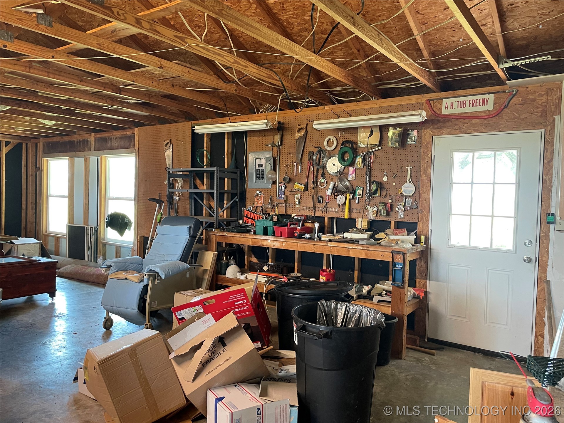 401 S Chickasaw Kingston OK 73439