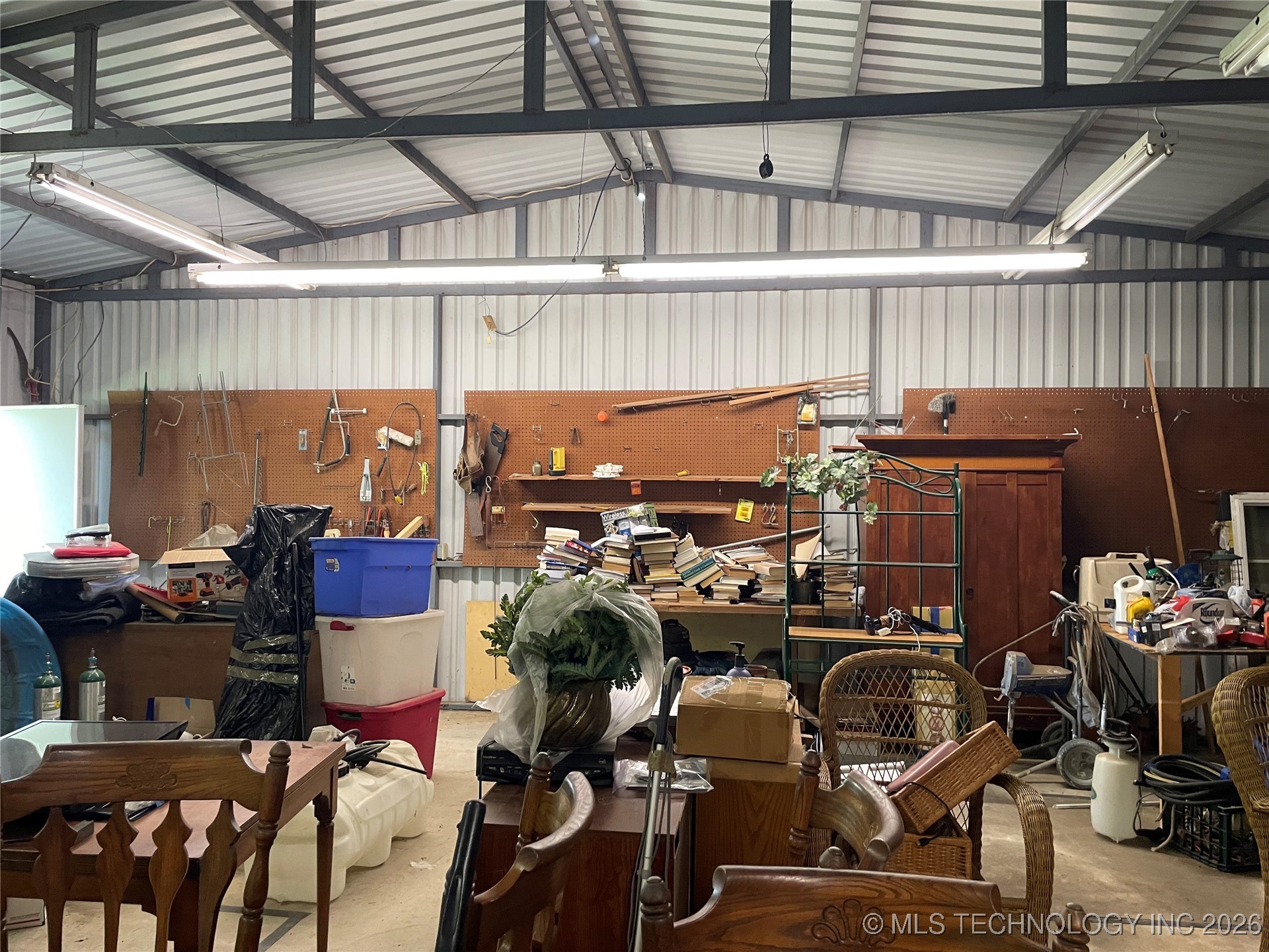 401 S Chickasaw Kingston OK 73439